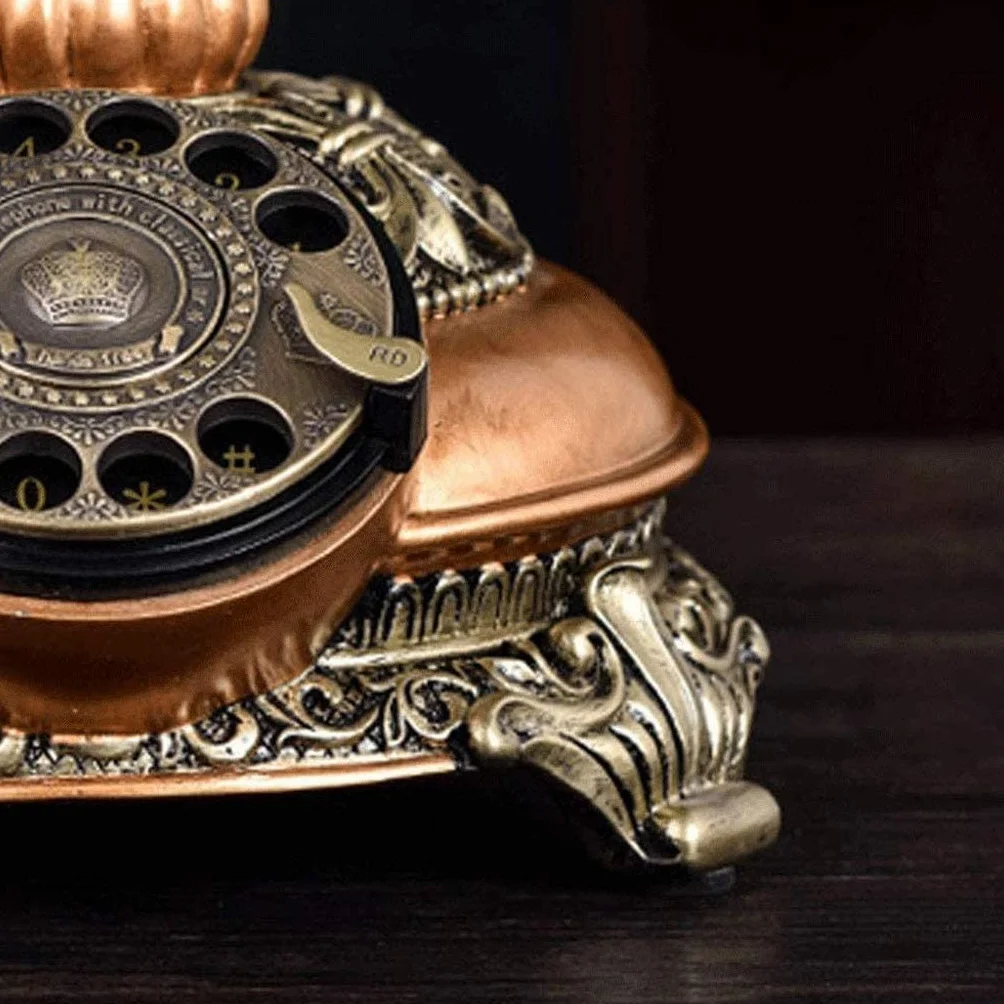 Telefon - klasyczny telefon retro w stylu vintage, staromodny obrotowy z tarczą obrotową, antyczny stacjonarny