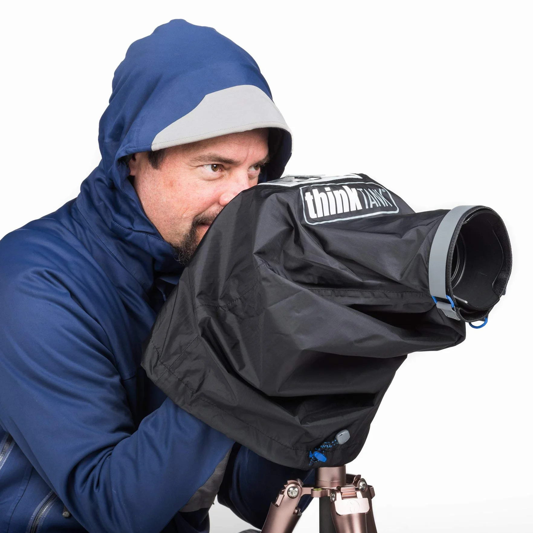 Think Tank 6180 Osłona przeciwdeszczowa do lustrzanek cyfrowych i bezlusterkowych z obiektywem i małym formacie 24 x 70 mm