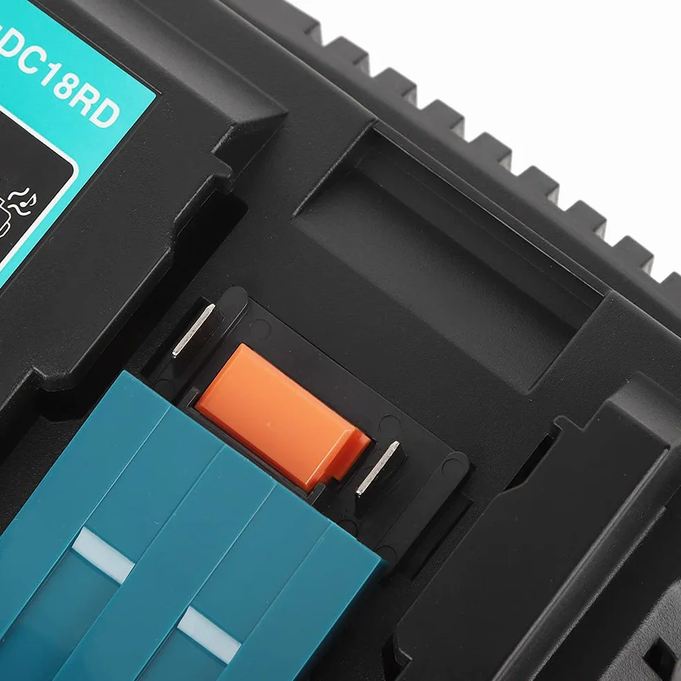 Podwójna ładowarka Baterii, 2 ładowarka Portu USB Pasująca do BL1830 BL1430 14,4 do 18V (wtyczka UE)