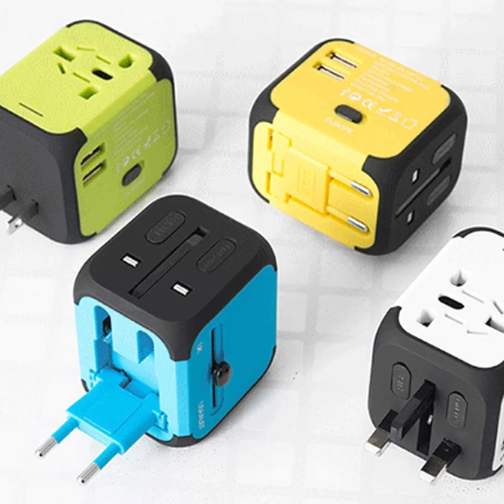 Przenośny Travel International Carging Conversion Soiceniversal Adapter podróży, Universal Plug Socket Power Converter (Color : C, Rozmiar : 4usb (5.5 * 6.5 * 5cm))