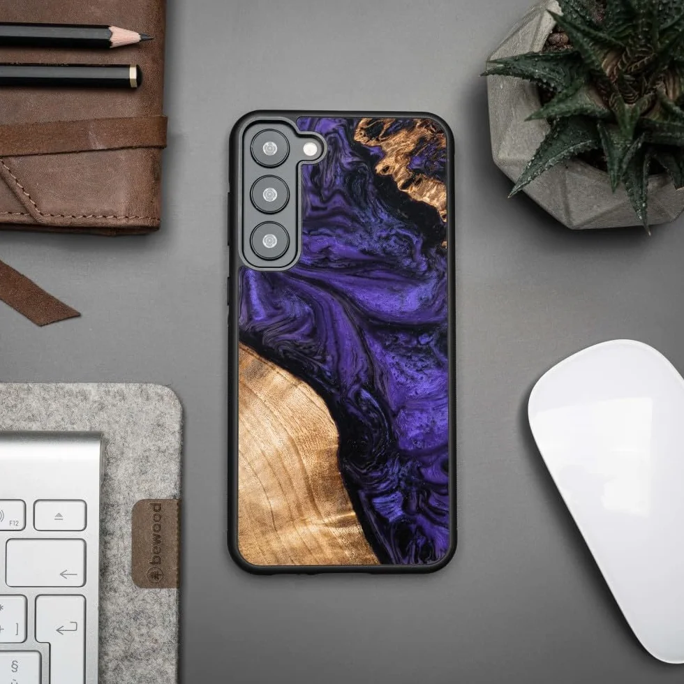 Unikalne etui kompatybilne z Samsung Galaxy S23 Plus, ręcznie wykonane etui ochronne z naturalnego drewna i żywicy, fioletowe, odporne na uderzenia i antypoślizgowe