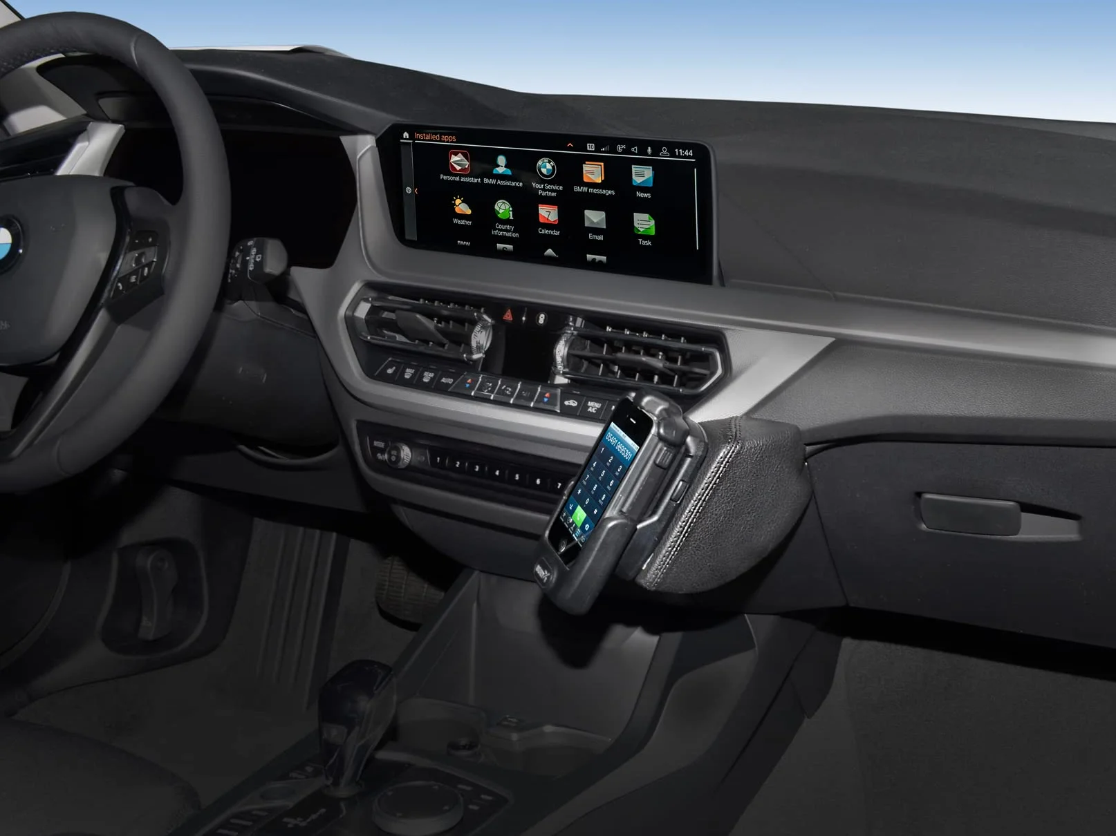 KUDA 3835 uchwyt do BMW 1 od 2019 F40 telefon sztuczna skóra czarny