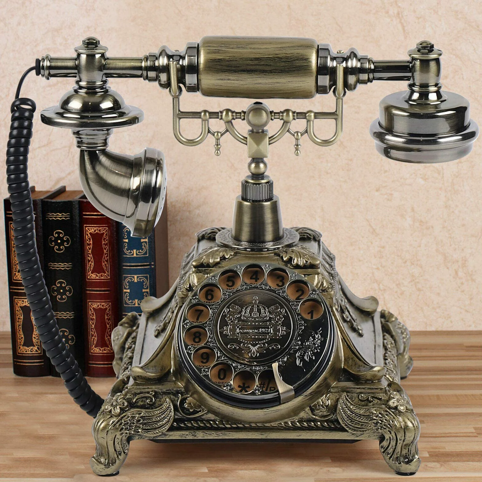 Telefon w stylu vintage, antyk, telefon stacjonarny, stary, modny, nostalgiczny, dekoracja biurka, do domu, biura