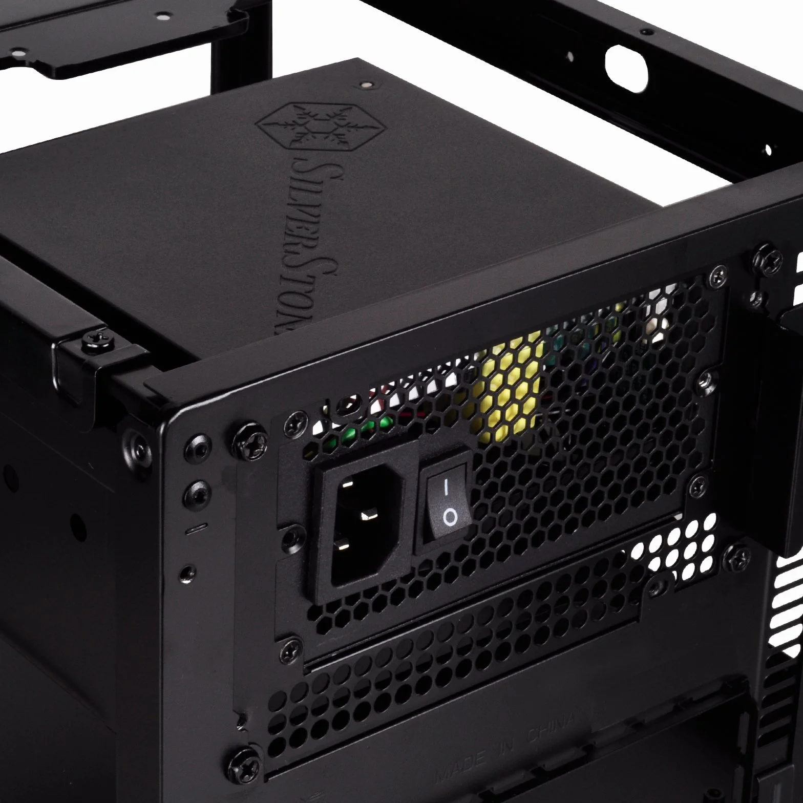 SilverStone SST-PP08 - konwerter PSU SFX na ATX, czarny