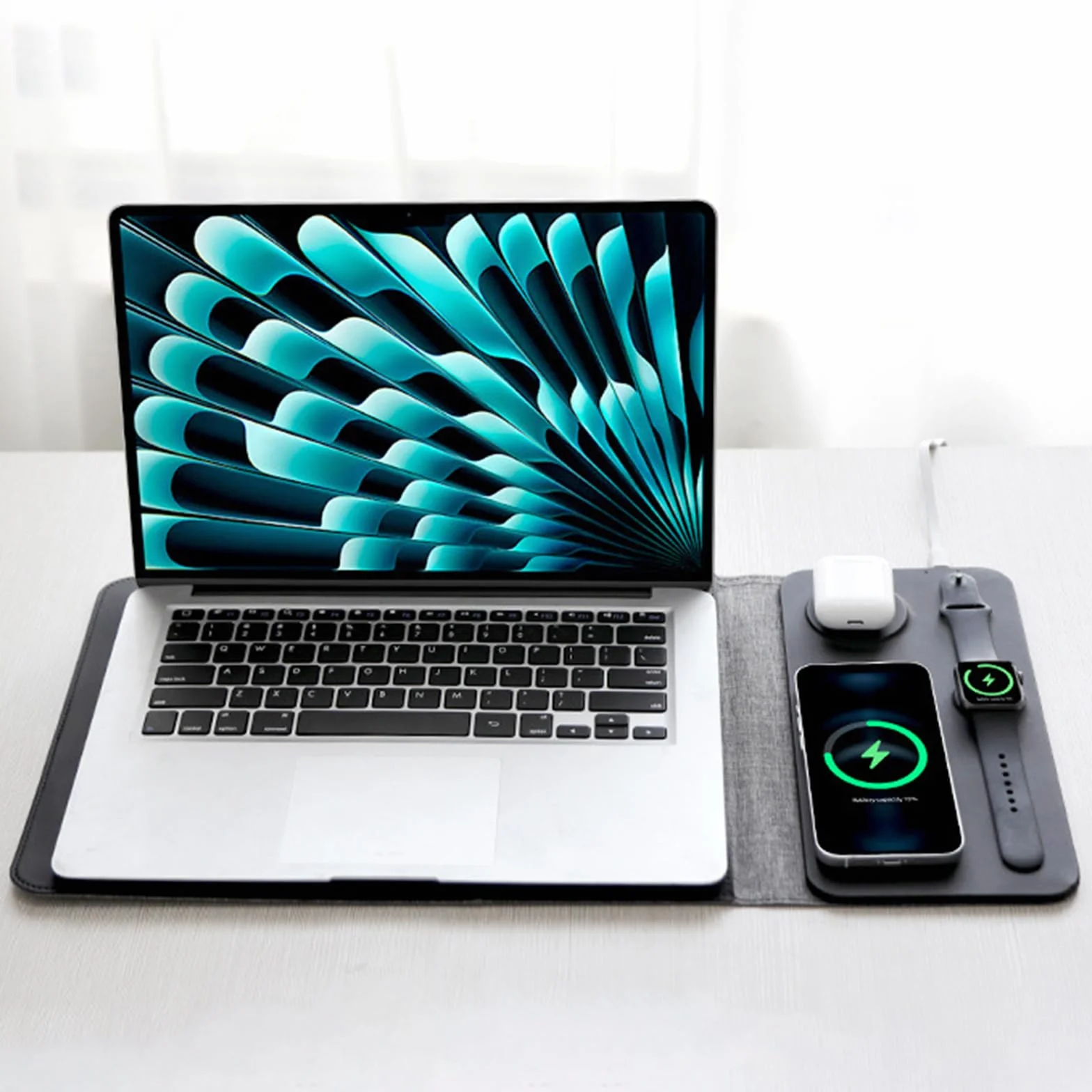 Etui ochronne z bezprzewodowym wyjściem ładowania 5 W/7,5 W/10 W/15 W do Pad 12 13 14 cali, miękki PU i