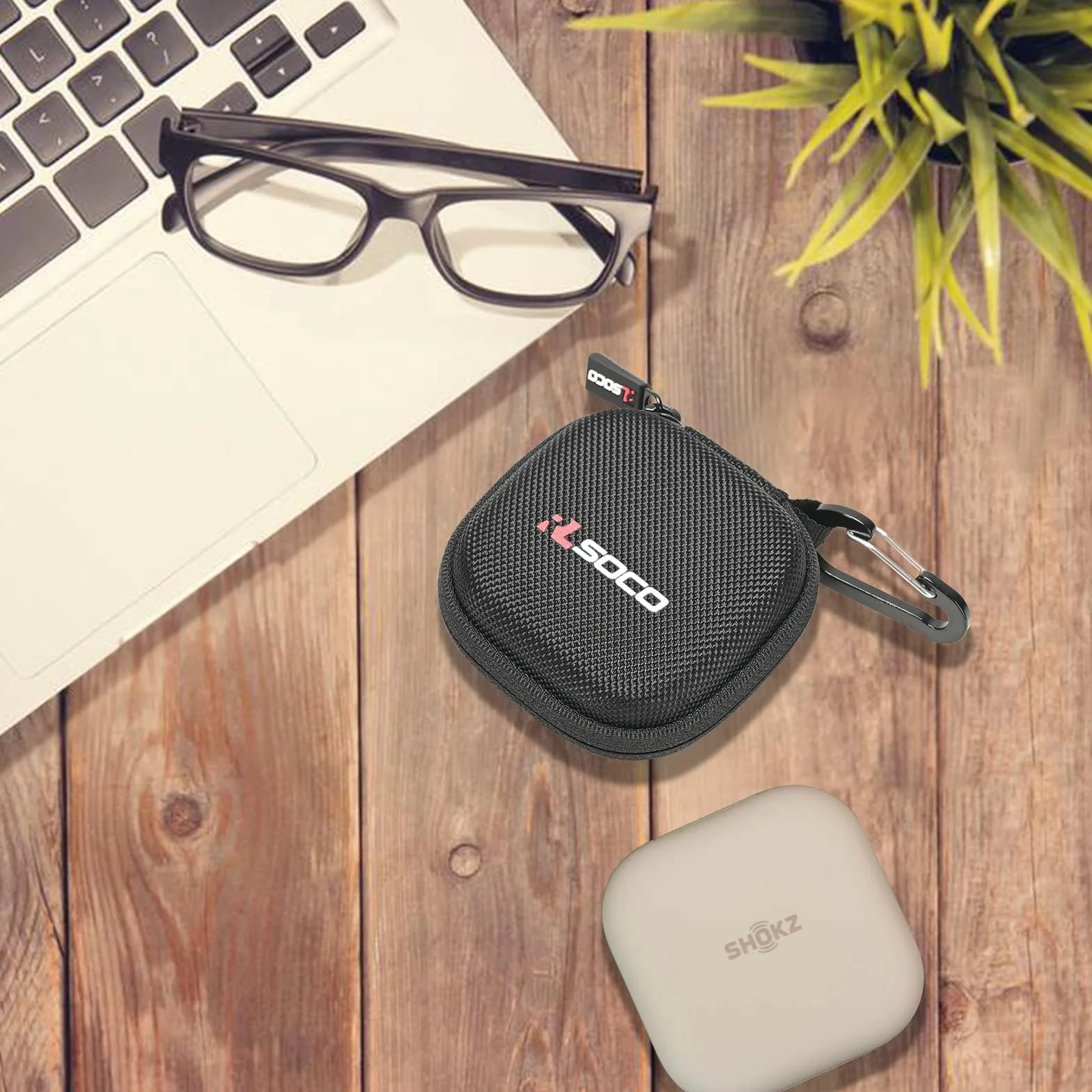 RLSOCO Etui do SHOKZ NOWE OpenFit 2+/2/OpenFit Air Słuchawki Otwarte | ochronna osłona zderzaka z karabińczykiem,Wodoodporny, Odporny na wstrząsy, Pyłoszczelny(Tylko Etui) - czarny