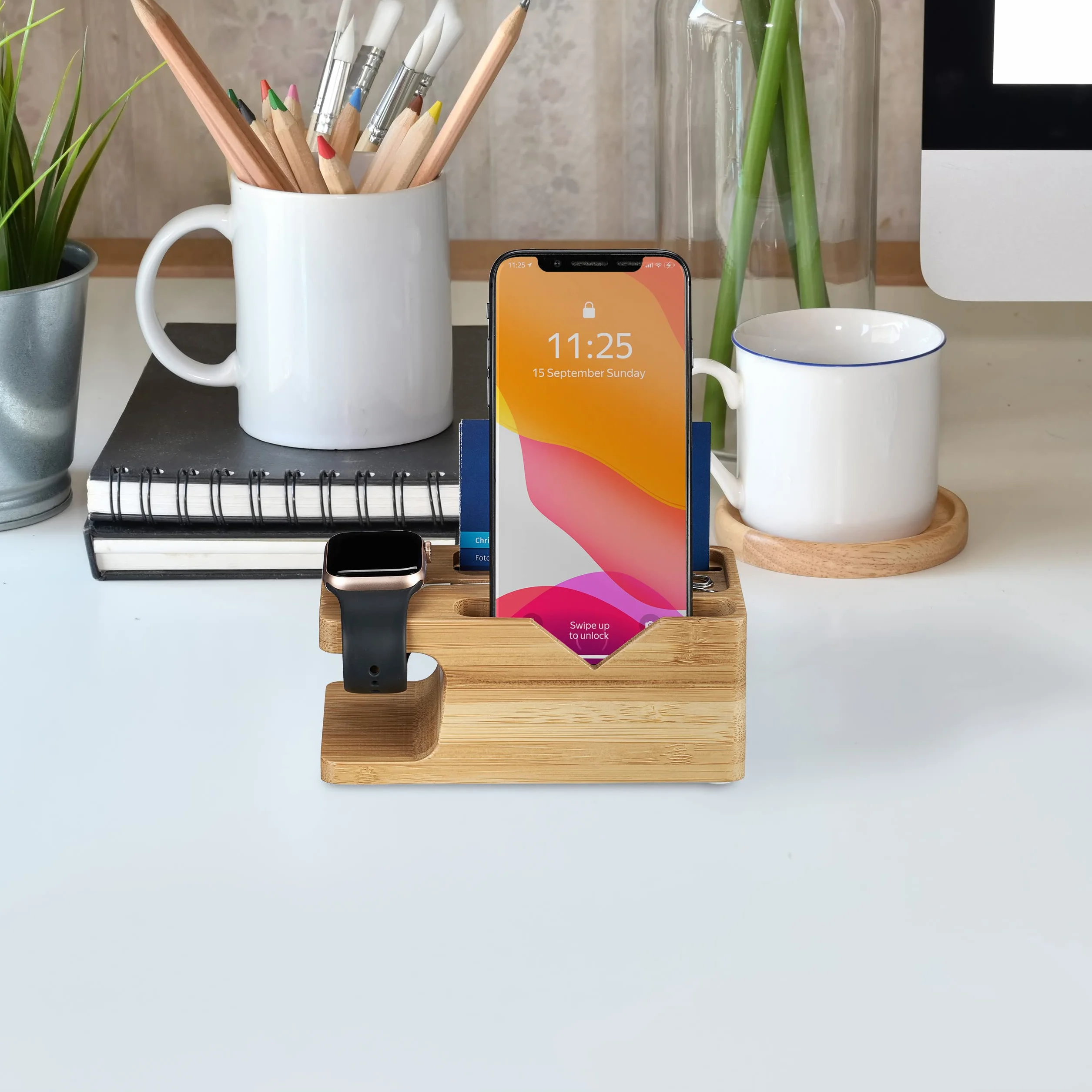 Relaxdays Stacja ładująca do Apple Watch i iPhone, bambus, 6 x 14 x 6,5 cm, stojak na telefon i zegarek