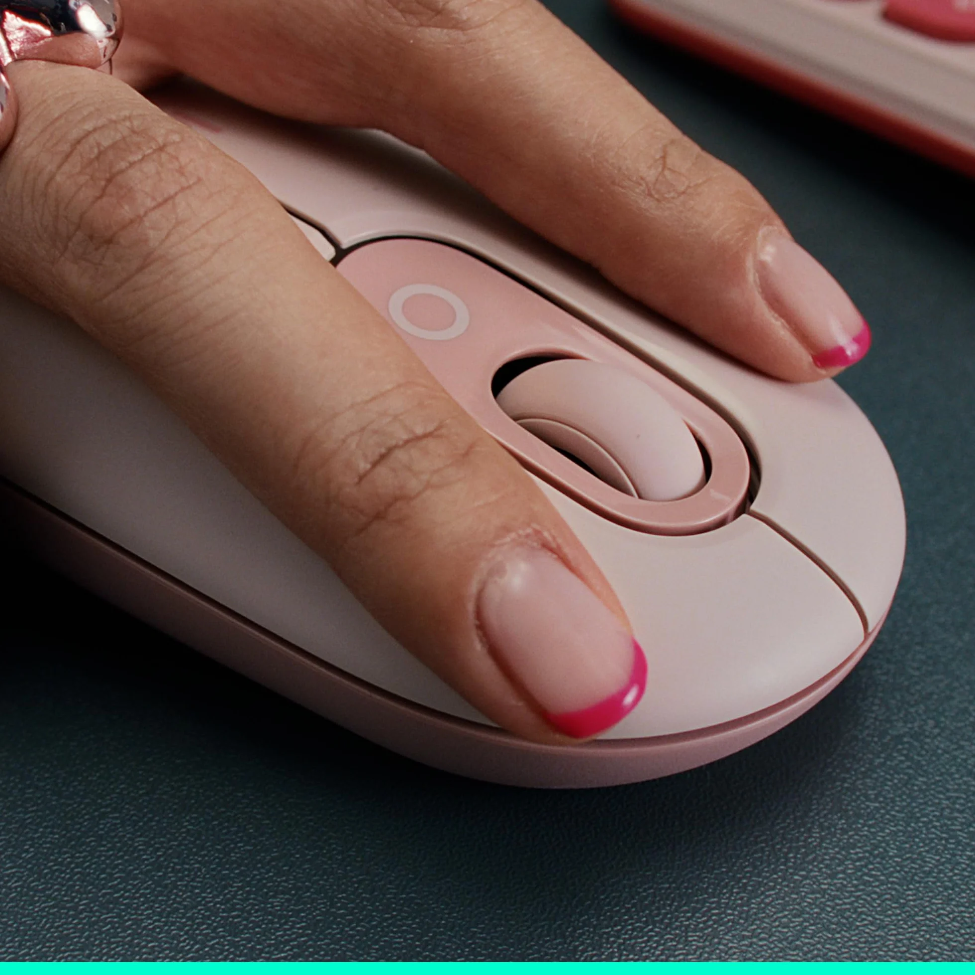 Logitech POP Mouse, przenośna bezprzewodowa mysz Bluetooth | Programowalne przyciski, ciche kliknięcia, Easy-Switch, do laptopa, tabletu i komputera PC — Róża