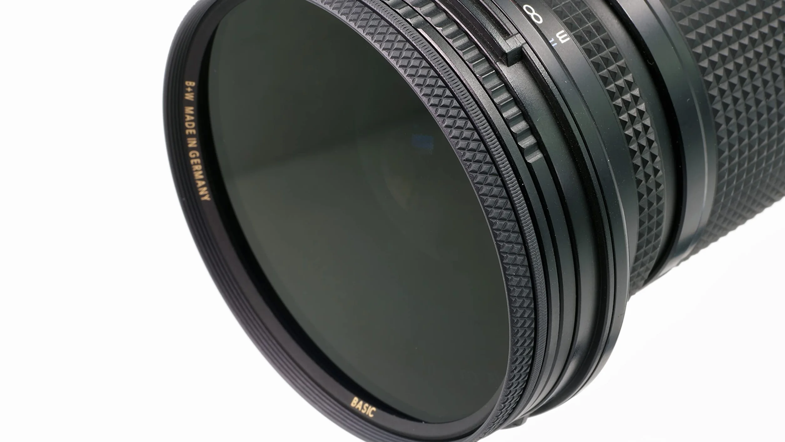 B+W Podstawowy filtr polaryzacyjny MRC 77 mm - zamiennik F-Pro 66-1081902