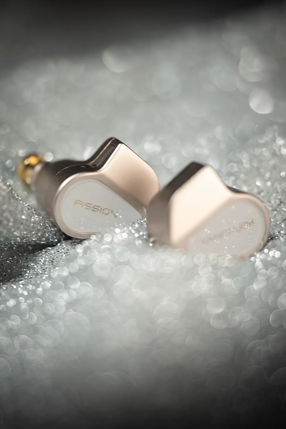 TANCHJIM FISSION Słuchawki Hi-Fi, 10mm DMT5 1DD IEM, filtr 4 poziomy i 3 dysze tuningowe, 2-pinowe słuchawki przewodowe srebrne, powłoka aluminiowa CNC - 3,5/4,4 mm/typ C