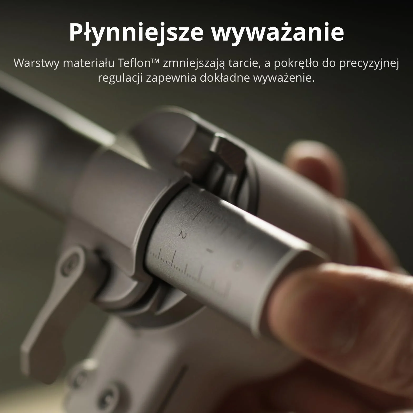 DJI RS 4 Mini, stabilizator gimbala do aparatu, Canon/Sony/Nikon/Fujifilm | wbudowane pionowe nagrywanie 3. generacji, automatyczne blokady osi 2. generacji, Ulepszone wyważanie Teflon