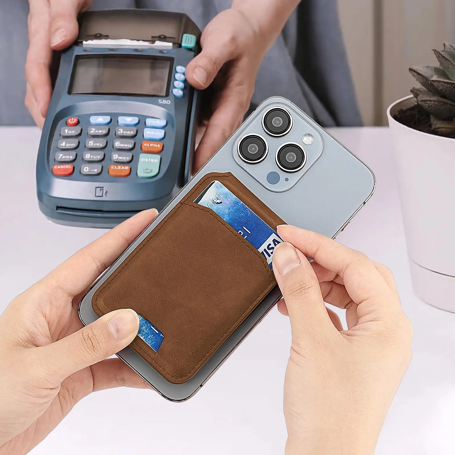 Portfel na telefon z funkcją MagSafe, magnetyczny portfel na karty z 3 kieszonkami na karty, regulowana uchwyt-portfel dla serii iPhone 16/15/14/13/12, nie do iPhone 13/12 Mini, brązowy, M