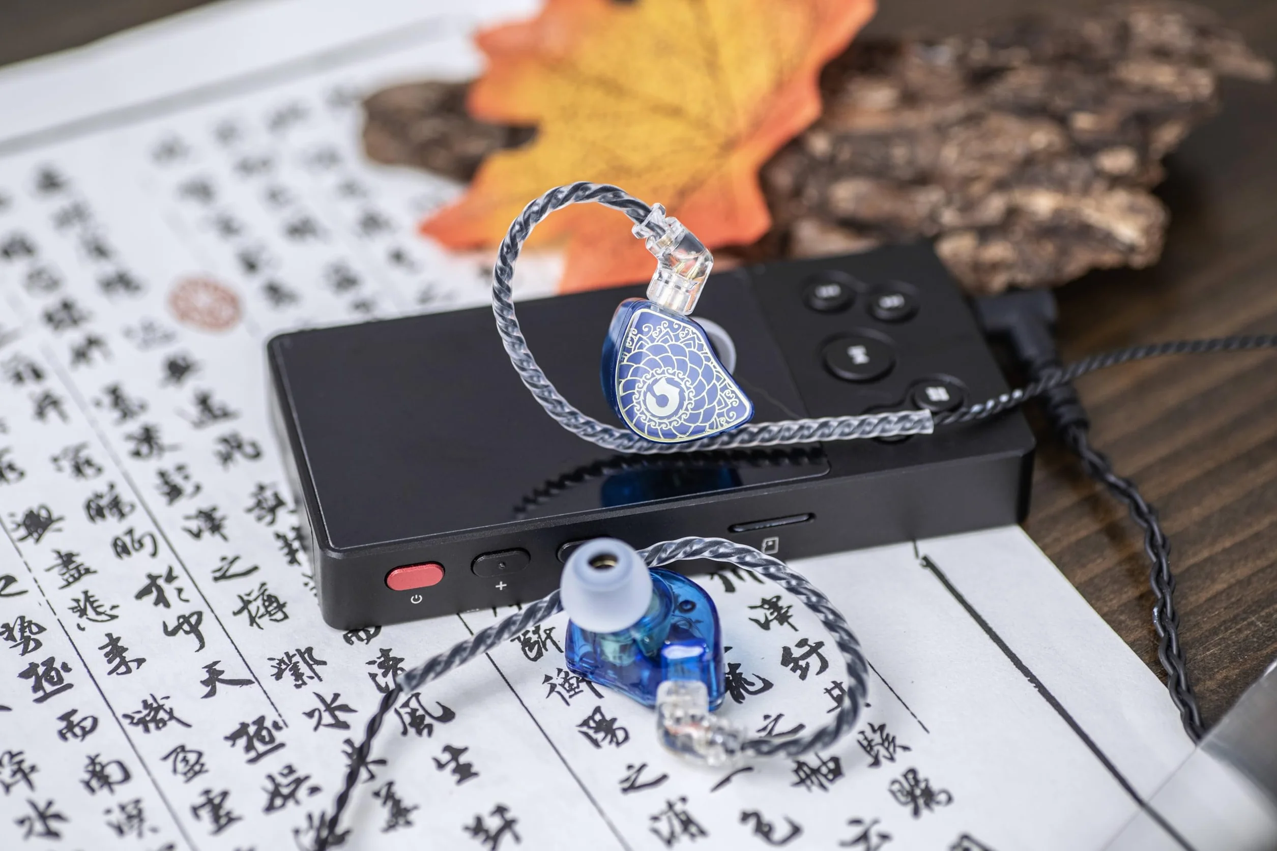 Linsoul TANGZU Wan’er S.G HiFi 10 mm dynamiczny przetwornik PET membrana douszne słuchawki z ergonomicznym kształtem, odłączany kabel 2-pinowy OFC w oplocie(Niebieski, z mikrofonem)