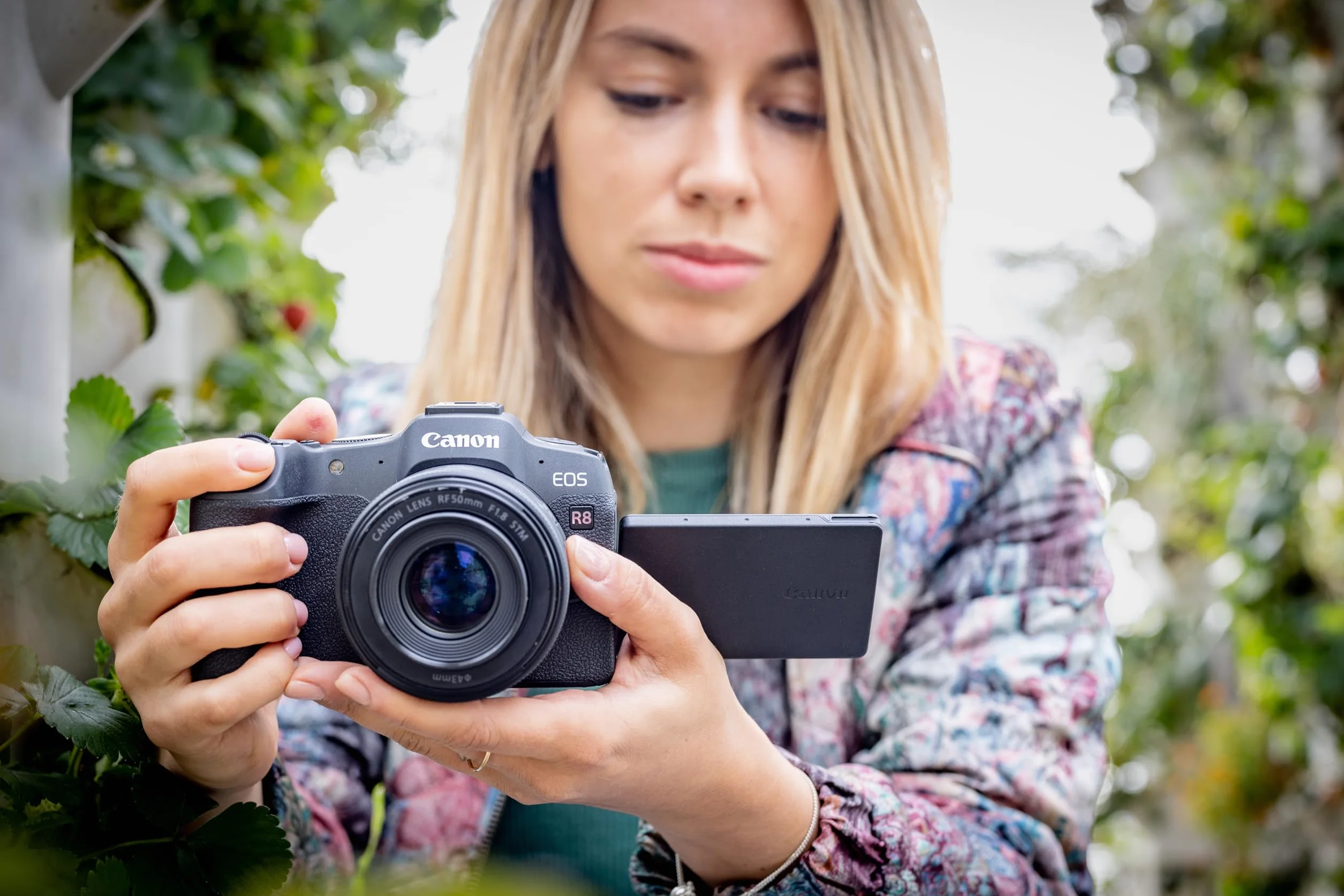 Canon Eos R8 5803C013 Aparat Fotograficzny, Czarny, 24-50mm