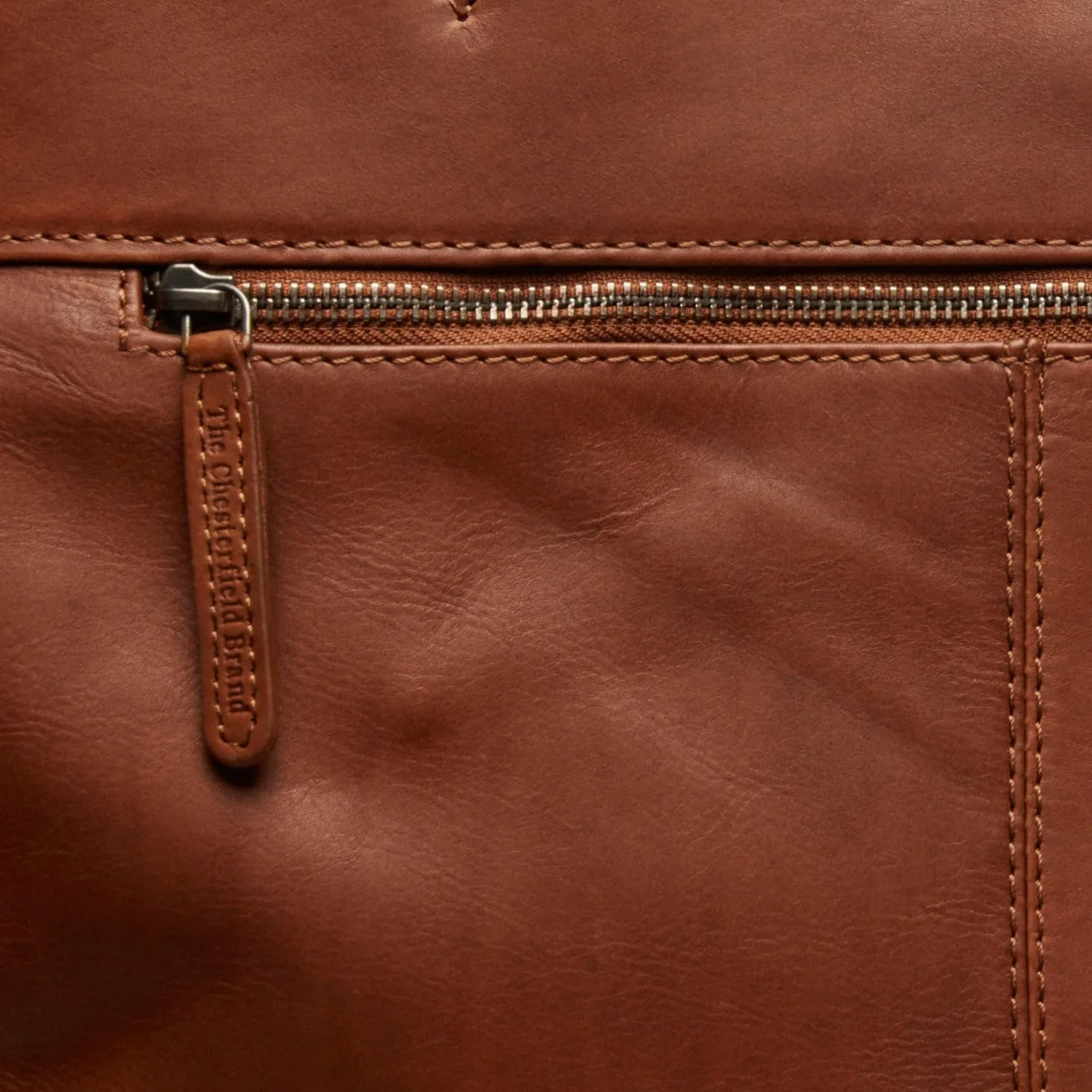 Skórzany pokrowiec na laptopa marki Chesterfield koniak Berlin 15 cali