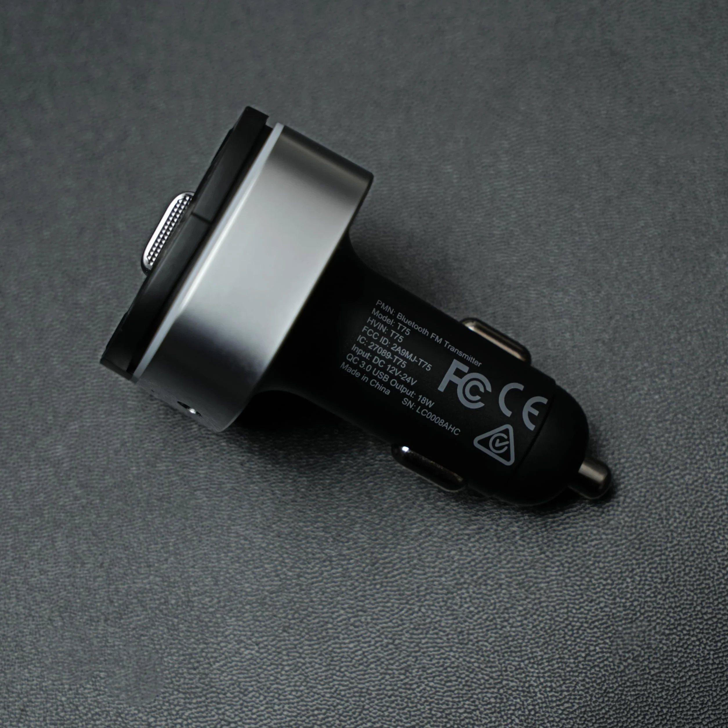 LENCENT 5.0 Samochodu Nadajnik FM Bluetooth, Bezprzewodowy Adapter Radiowy z QC3.0 ładowarka Fast USB, Adapter Radiowy Bluetooth AUX, Zestaw Głośnomówiący, MP3, Obsługuje dysk U, Kolorowe światło
