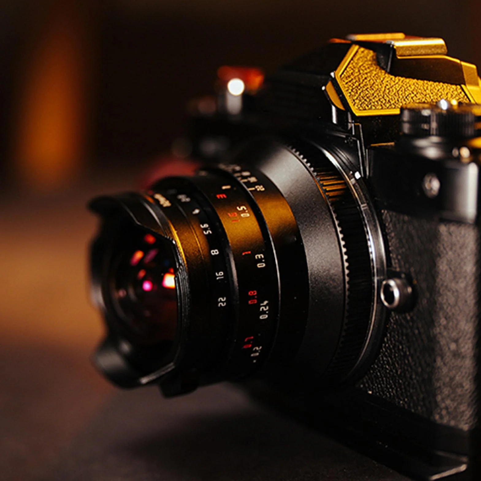 Fabater Obiektyw Stałoogniskowy 12 Mm F2.0 z ręczną regulacją Ostrości Prime APS-C Pasuje do Kamer z Mocowaniem M4/3 do G1 G2 G3 G5 G6 GF8 GF9 GH5 GH6, M1, M2 E-P1, E-P2, E-P3, Wydajność (BLACK)