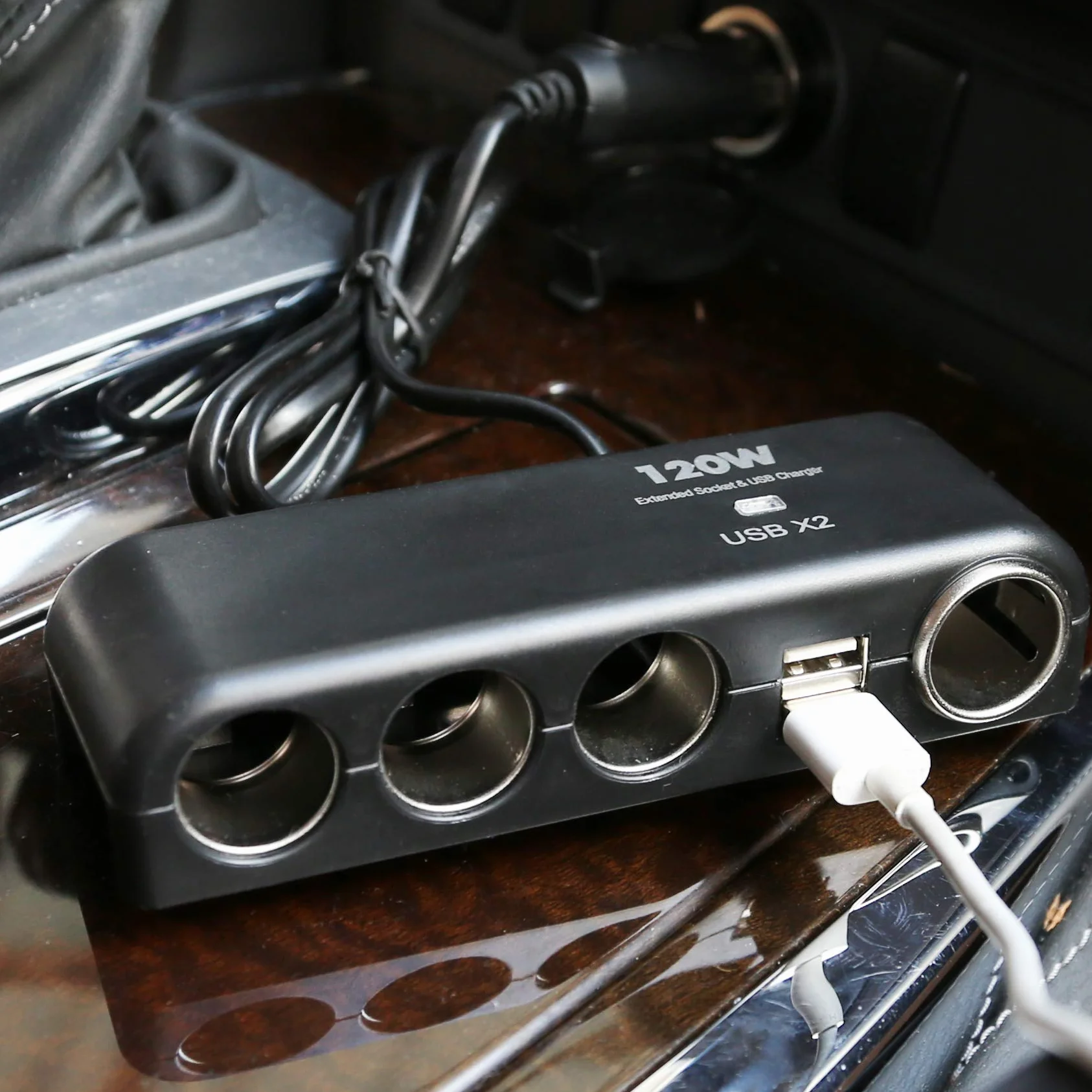 XINFENG 4-drożna ładowarka samochodowa, rozdzielacz, adapter sieciowy z gniazdem wielokrotnym, podwójne USB, 12 V-24 V, do iPhone'a, iPada, Samsung, GPS, kamery na deskę rozdzielczą