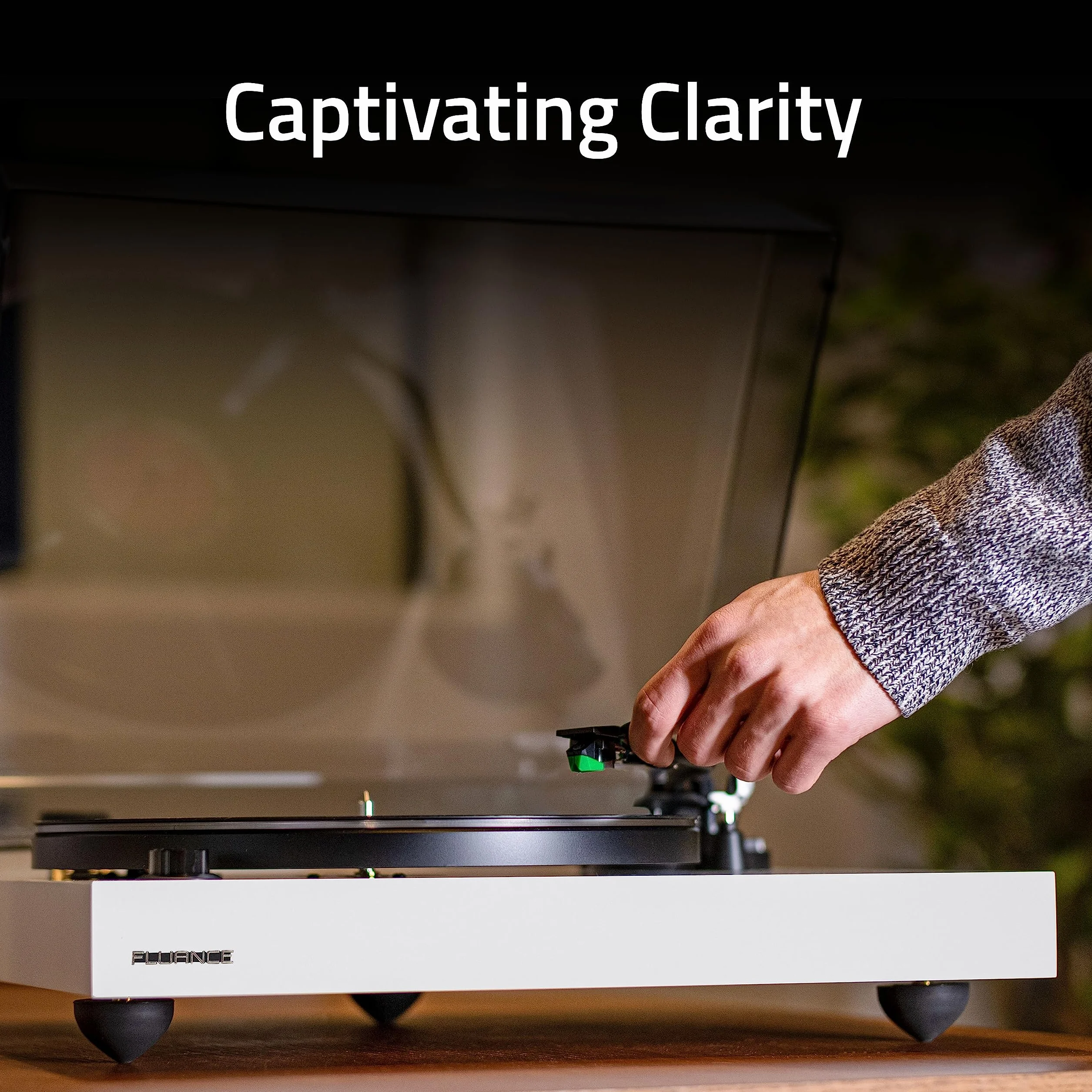 Fluance RT81+ Elite Gramofon winylowy – Audio-Technica VM95E wkładka gramofonowa, antyrezonansowy talerz, mata akrylowa, przedwzmacniacz phono, podstawa z litego drewna, regulowane nóżki – biały