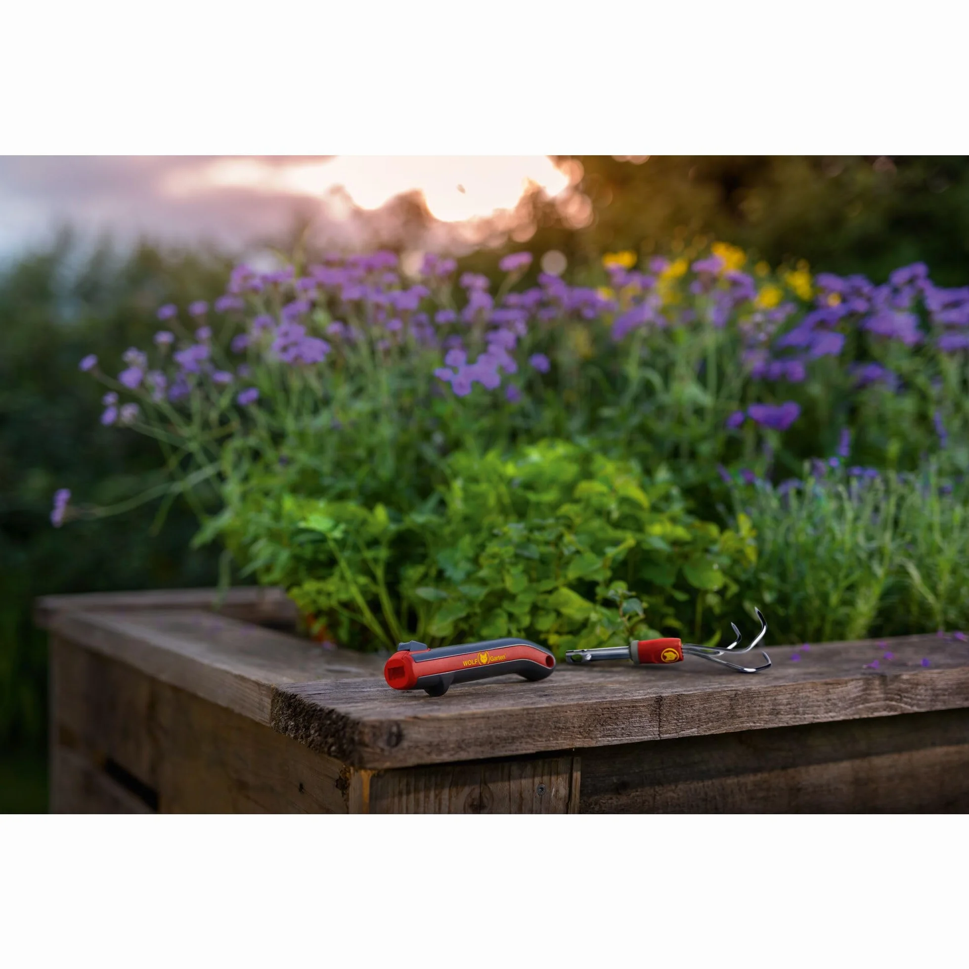 WOLF Garten - Uchwyt ZM 015; idealny do wszystkich mini-star mini i ściągaczek FW-M, wycieraczek EW-M i szufelką BK-M; 15 cm; 71AED014650