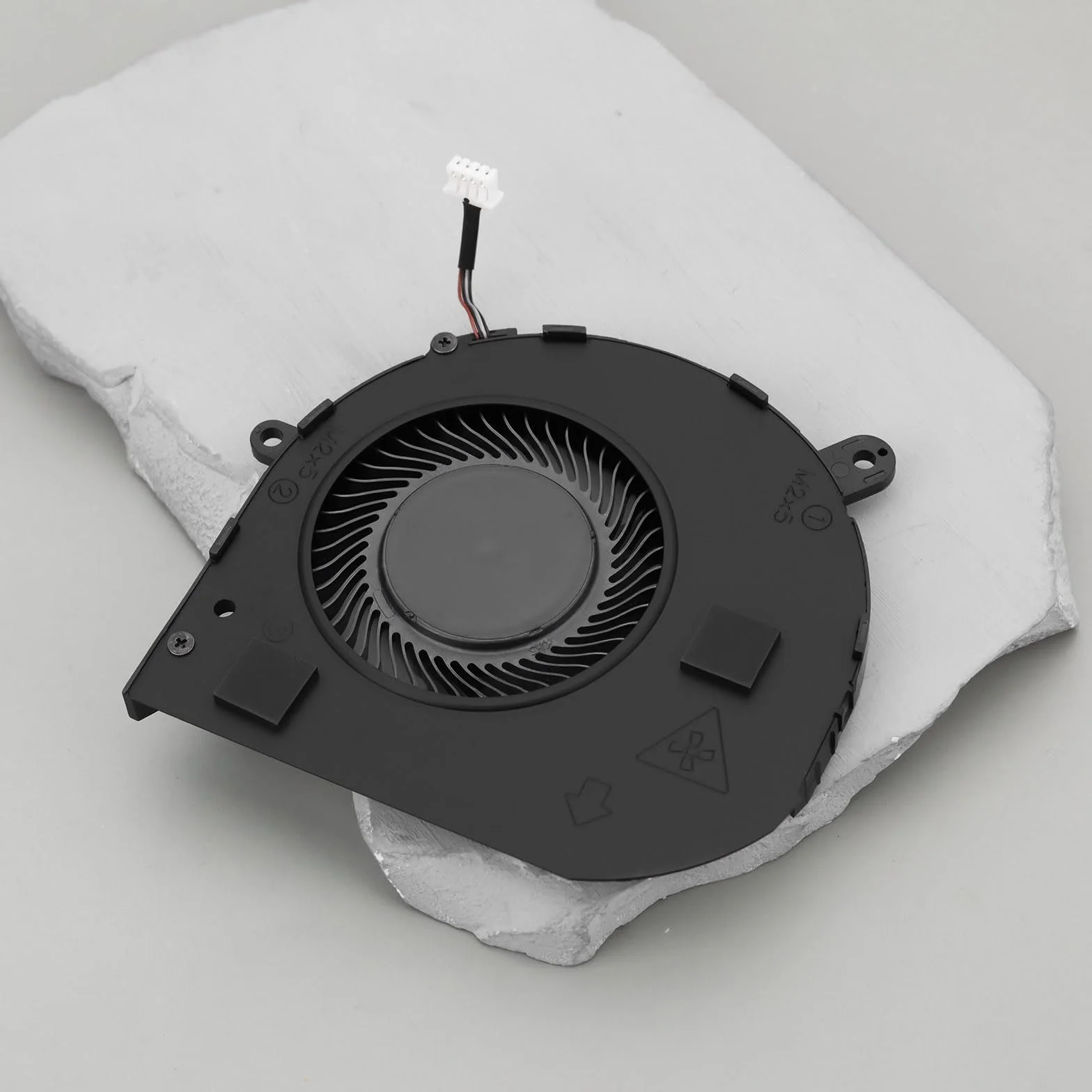 Wentylator chłodzący procesora DC28000PKSL kompatybilny z Dell Latitude 5510 Precision 3550 3540 T7HN 06T7HN
