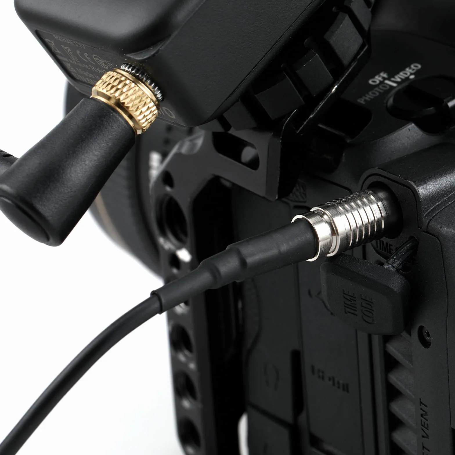 Alvin's Cables Timecode Kabel do Canon R5C DIN 1.0/2.3 do blokowania 3,5 mm TRS 90 stopni kod czasu przewód kompatybilny z Deity TC-1