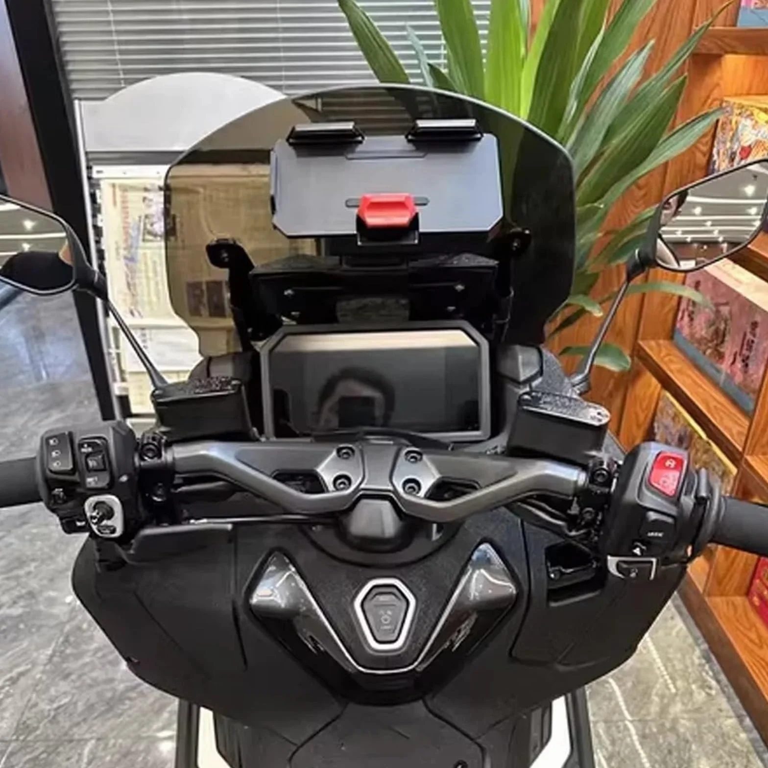 Pasuje do motocykla TMAX T-MAX 560 2022 2023 Akcesoria motocyklowe Uchwyt do montażu nawigacji GPS Smartfon Uchwyt adaptera