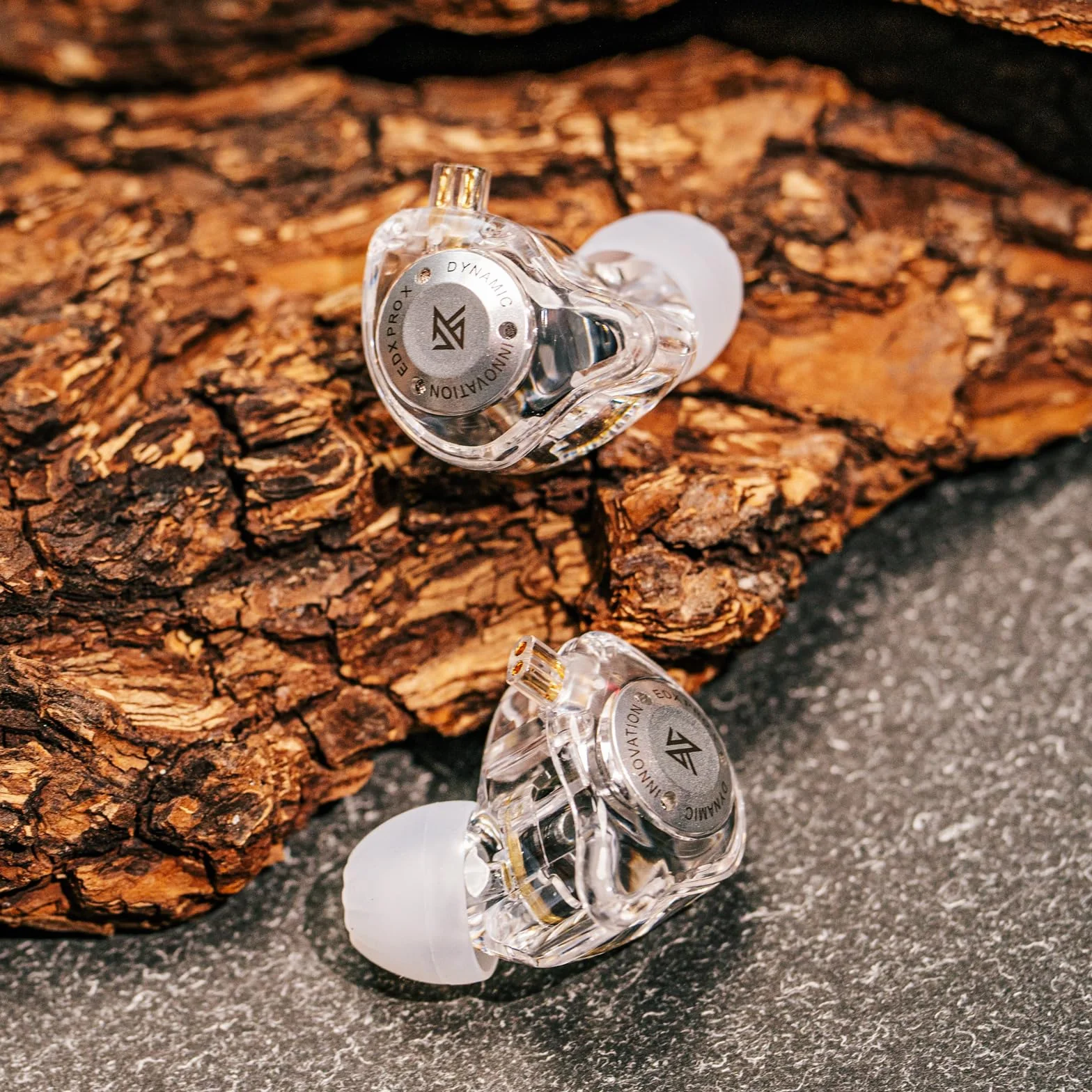 Linsoul KZ EDX Pro X Słuchawki douszne, pojedynczy dynamiczny przetwornik HiFi w ergonomicznej obudowie, przewodowe słuchawki do gier, odłączany kabel dla audiofilów（Wyraźne,Bez mikrofonu)