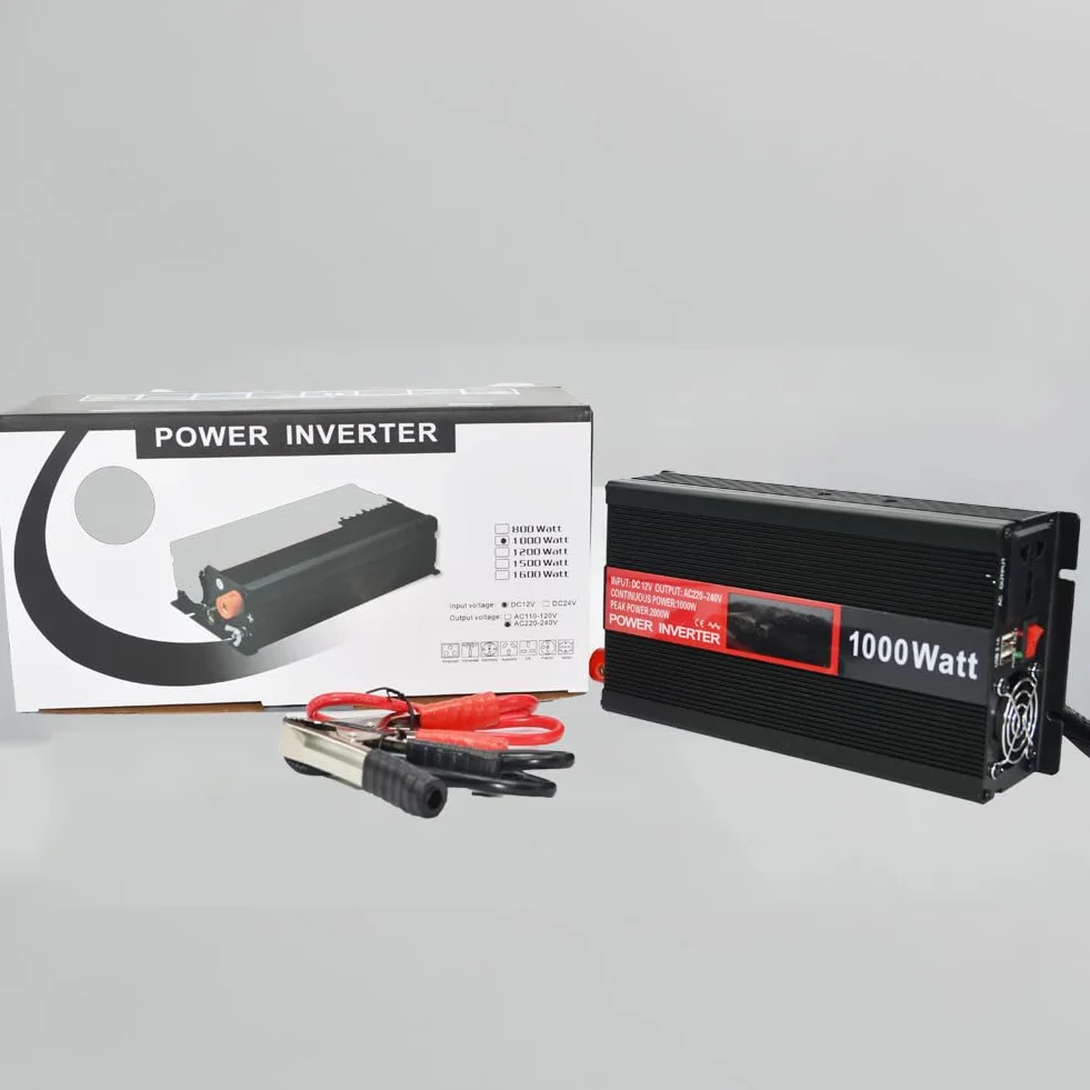 SolaMr 800W przetwornica napięcia DC 12V na AC 220V/240V z wyświetlaczem LCD i portami ładowania USB do systemów montowanych w pojazdach i na kempingach - 800W