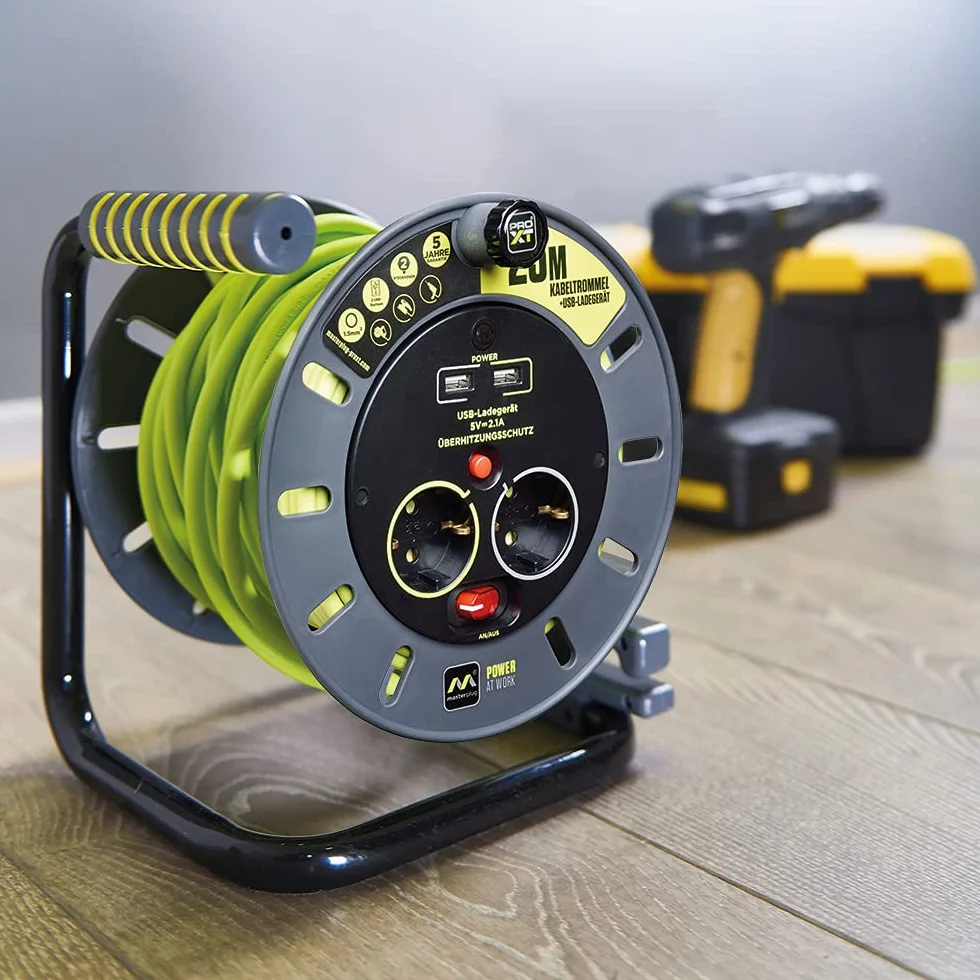 Masterplug Pro-XT bęben kablowy, 25 m, USB, przedłużacz, 4 Schuko + USB, 3000 W, szary/pistacjowy zielony