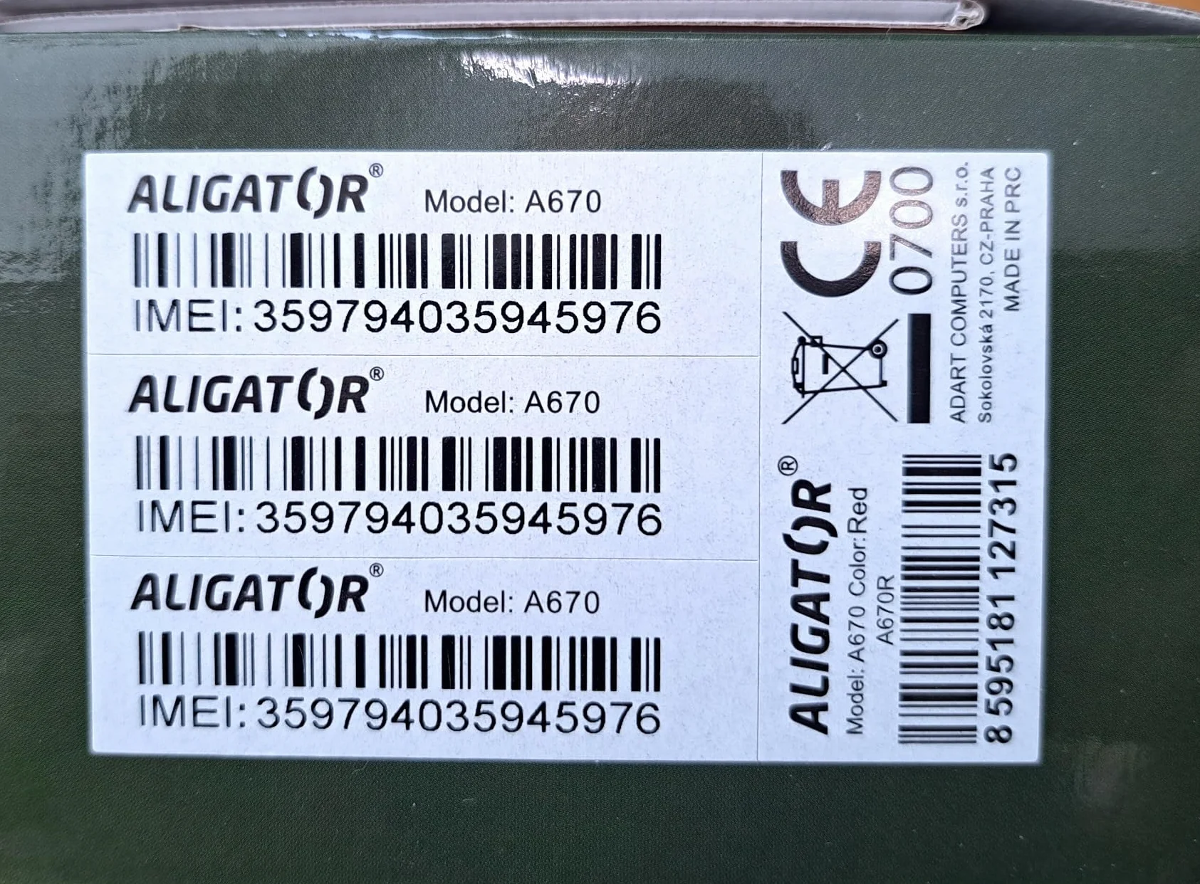 Aligator A670 telefon komórkowy dla seniorów z przyciskiem SOS i lokalizatorem, 4,8 x 2,32 x 0,55 cala, czerwony