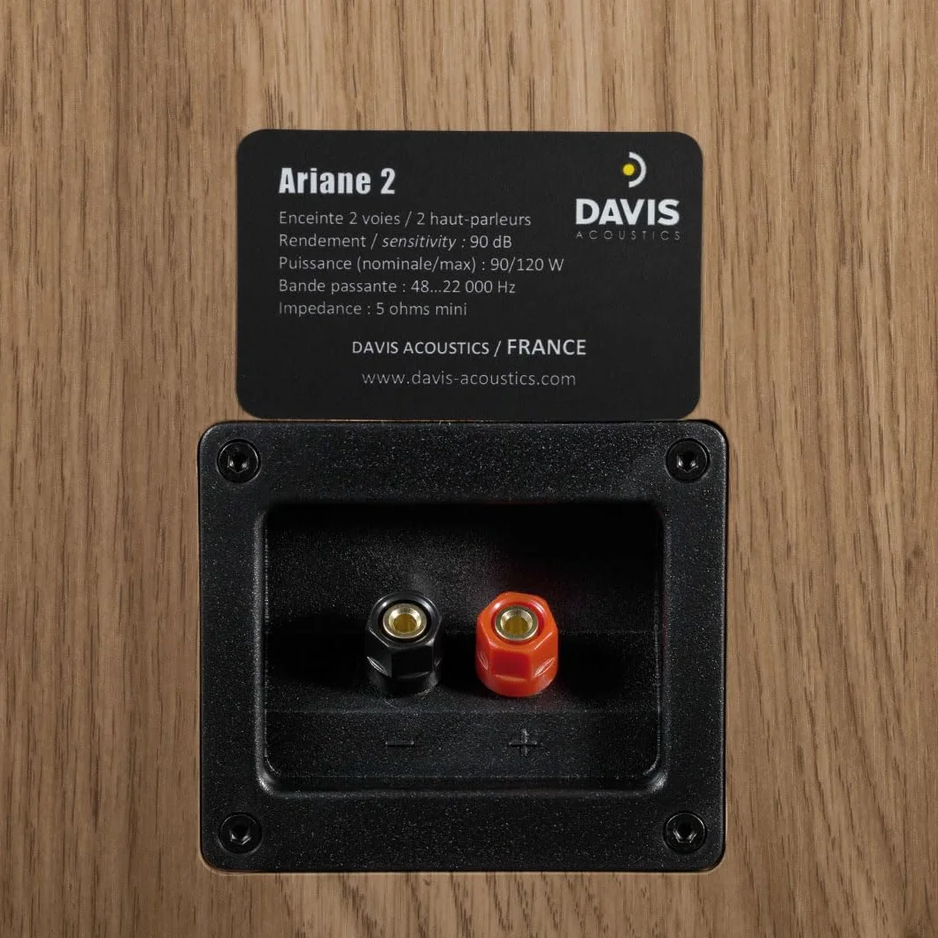 Davis Acoustics Ariane 2 Jasny dąb (Light Oak) - Para głośników półkowych 2-drożnych/2 głośniki