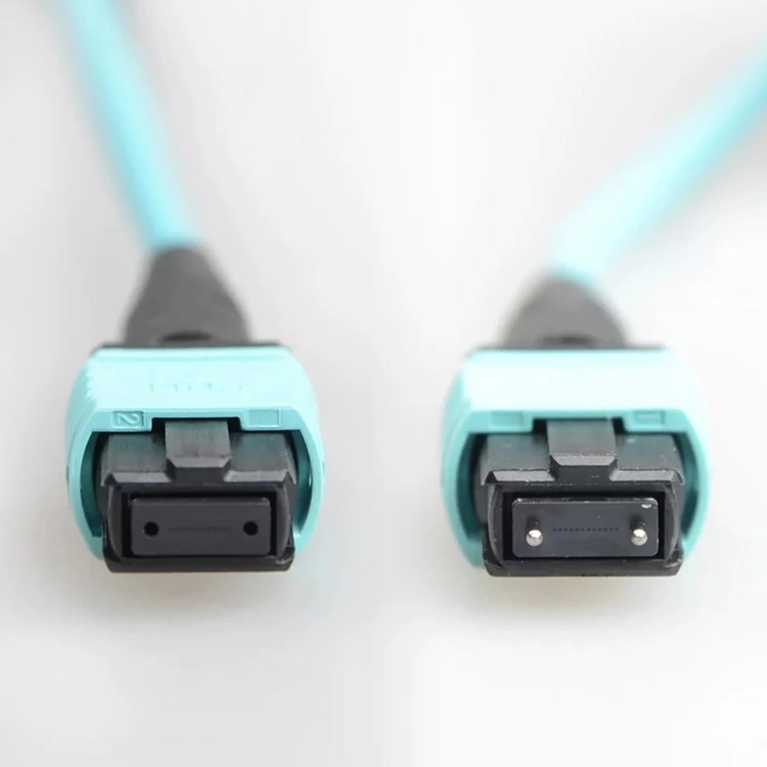 Kabel krosowy MPO z żeńskim złączem 8/12/24-rdzeniowym MTP-12LC 6DLC OM4, kabel połączeniowy światłowodowy typu B (40M, MPO-24LC Male)