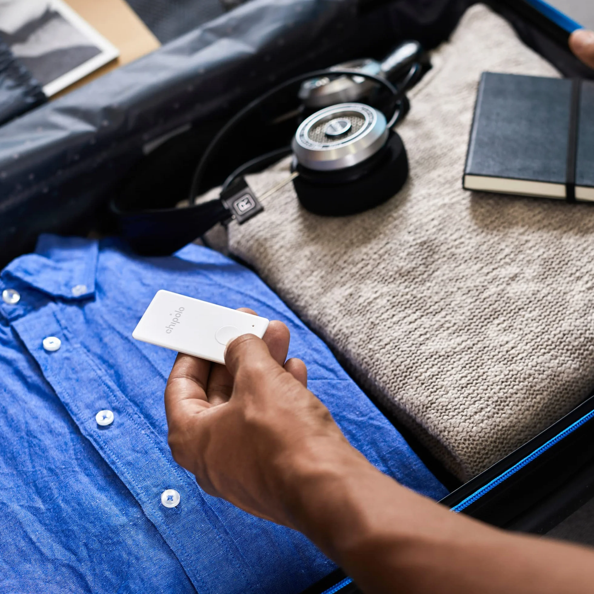 Chipolo CARD - 1 opakowanie - Wyszukiwarka portfela, Bluetooth Tracker do portfela, Bezpłatne funkcje Premium, Współpracuje z aplikacją Chipolo (kompatybilną z iOS i Androidem) BIAŁY