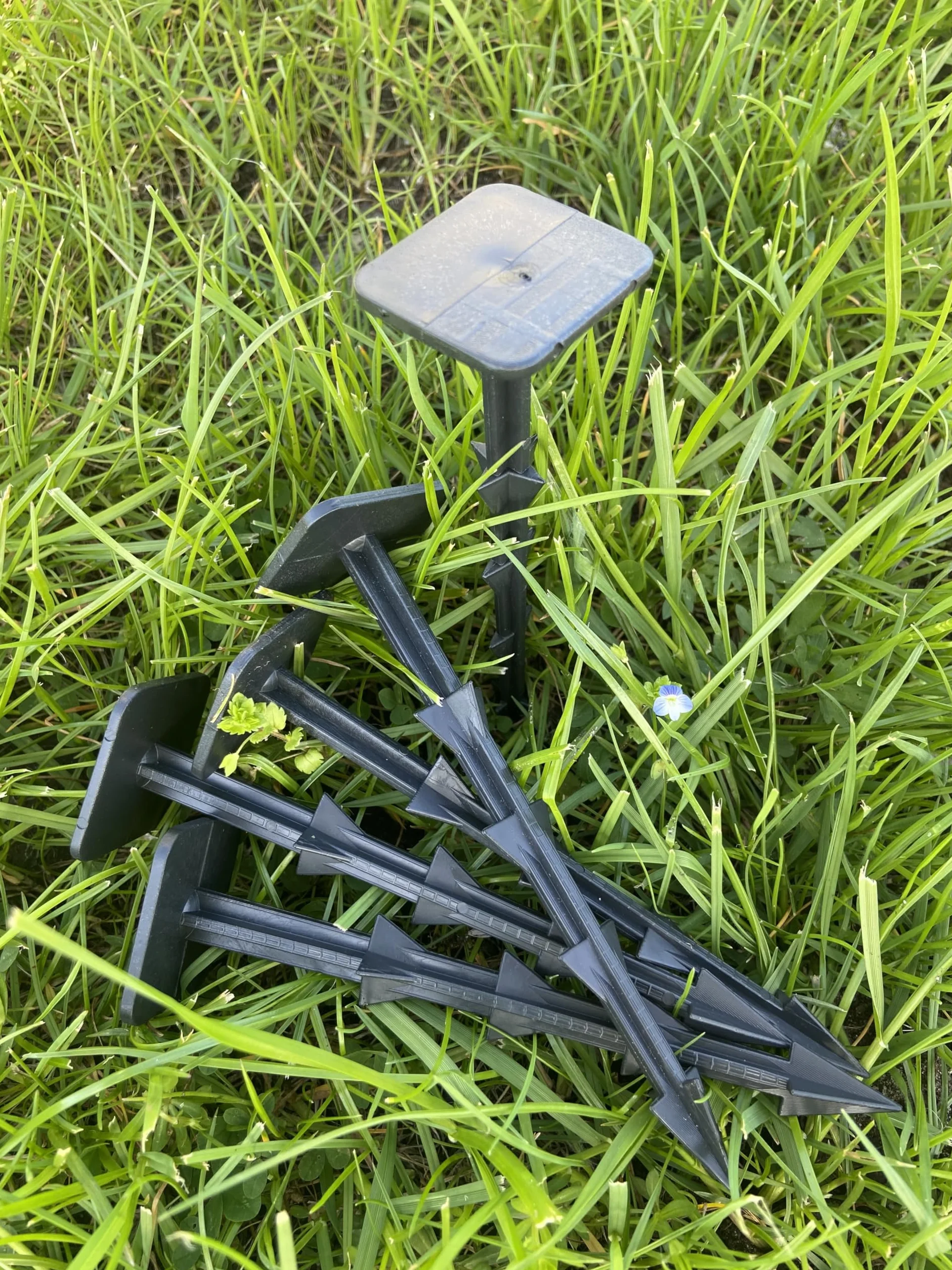WDB - Kotwy gruntowe do włókniny chwastobójczej - Kotwa rozporowa 15 cm z polipropylenu (PP) do agrotkaniny - Kotwy gruntowe czarne 50 szt.