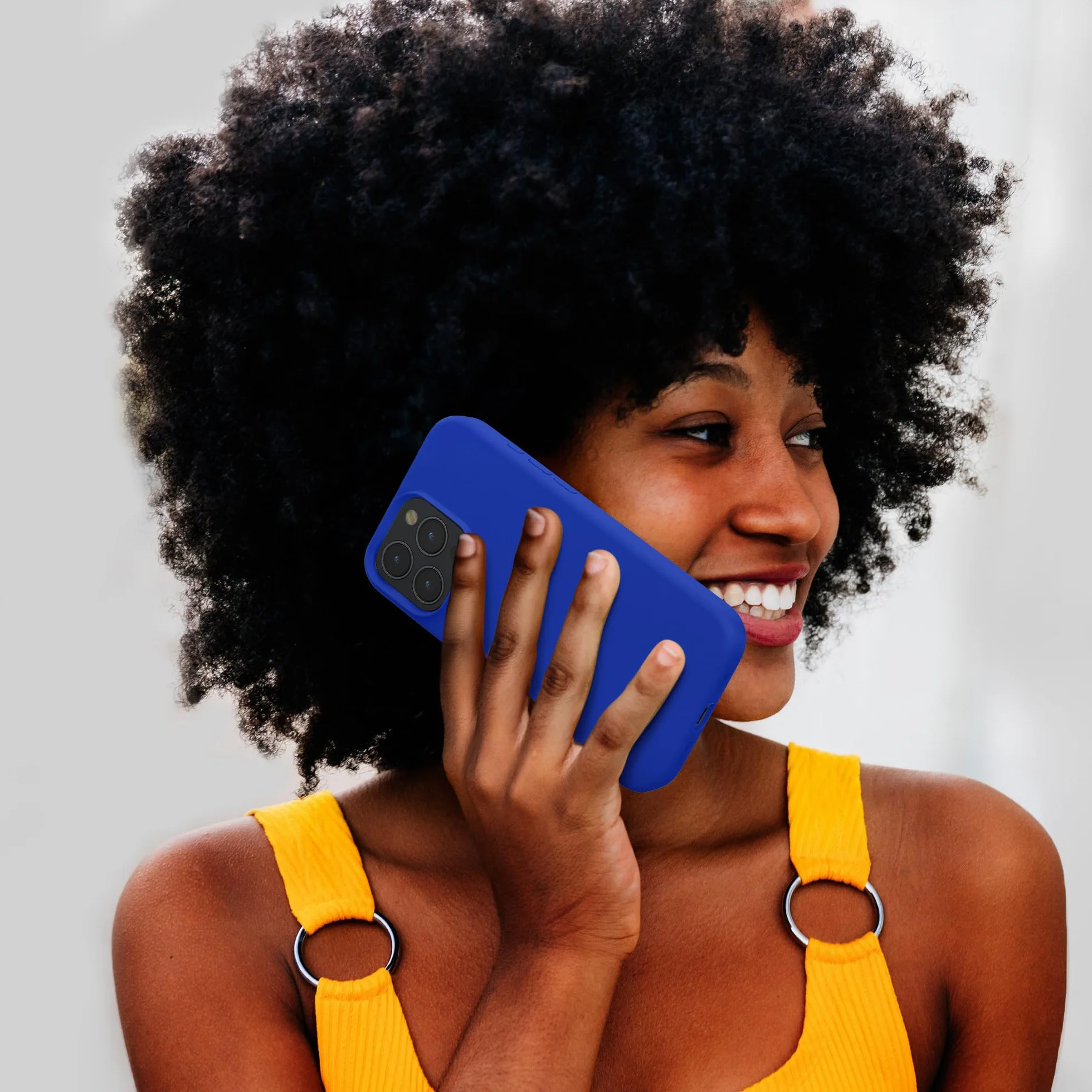 Etui kwmobile kompatybilne z iPhone 15 Pro Case - Cienkie silikonowe etui na telefon komórkowy - Wstrz?soodporne etui na telefon komórkowy z mi?kk? powierzchni? - Baltic Blue
