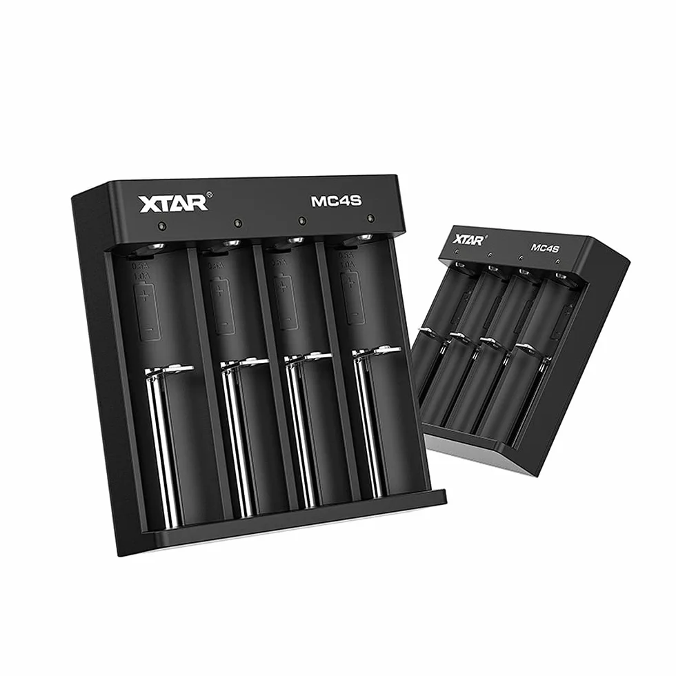 XTAR MC4S - profesjonalna ładowarka do akumulatorów litowo-jonowych i NiMh, głębokie rozładowanie i reaktywacja komórek 0 V, 4 ogniwa, model MC4S