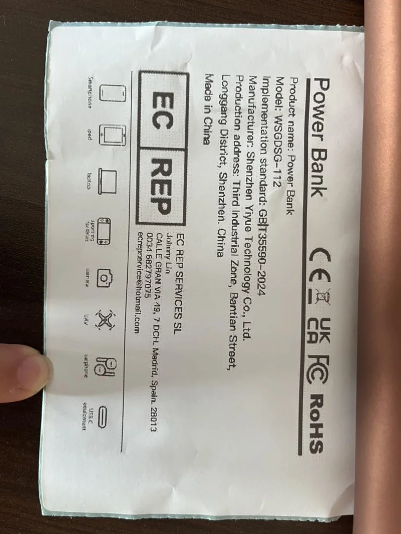 Powerbank, przenośna ładowarka 10 0000 mAh z wyjściami i wejściami, szybka ładowarka do iPhone'a z latarką, zewnętrzny akumulator USB-C o bardzo dużej pojemności (rozmiar: czerwony, kolor:40000