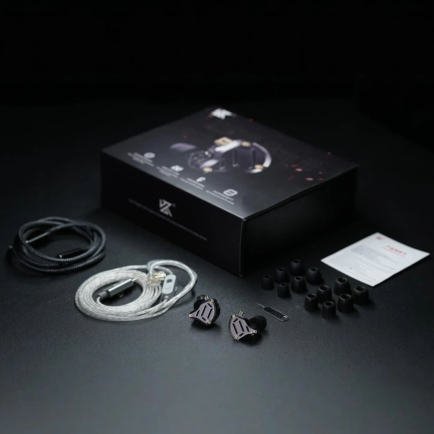 ZS10 Pro 2 słuchawki USB C z mikrofonem lEM do gier w monitorach dousznych, hybrydowe 4BA+1DD, głębokie basy, wygodne dopasowanie, przewodowe słuchawki douszne DSP z 4 trybami EQ