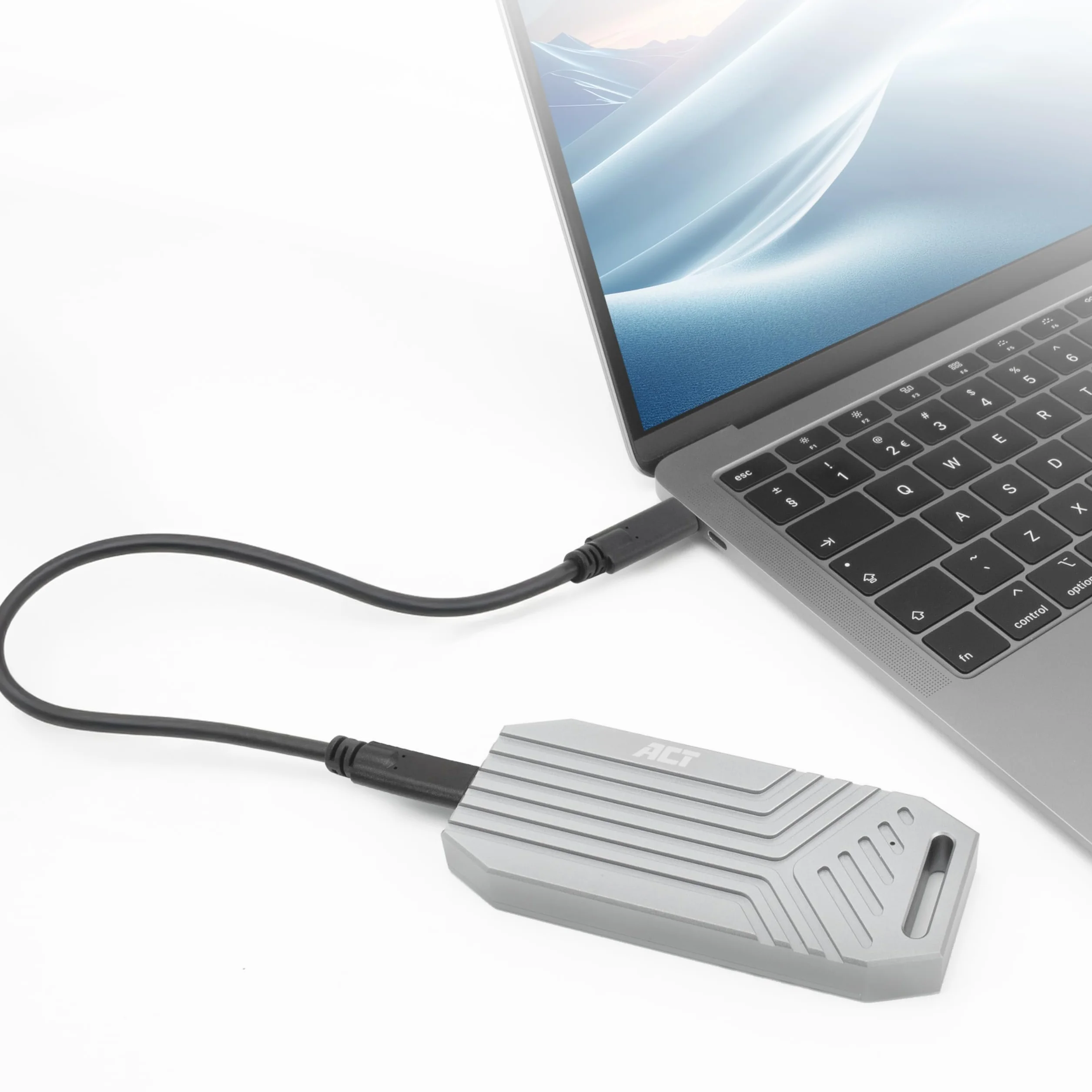 ACT Obudowa USB4 M.2 NVMe SSD, M.2 2280 NVMe/PCIe z M-Key lub B+M-Key, 40 Gb/s, beznarzędziowa, aluminiowy radiator, typ C - AC1625
