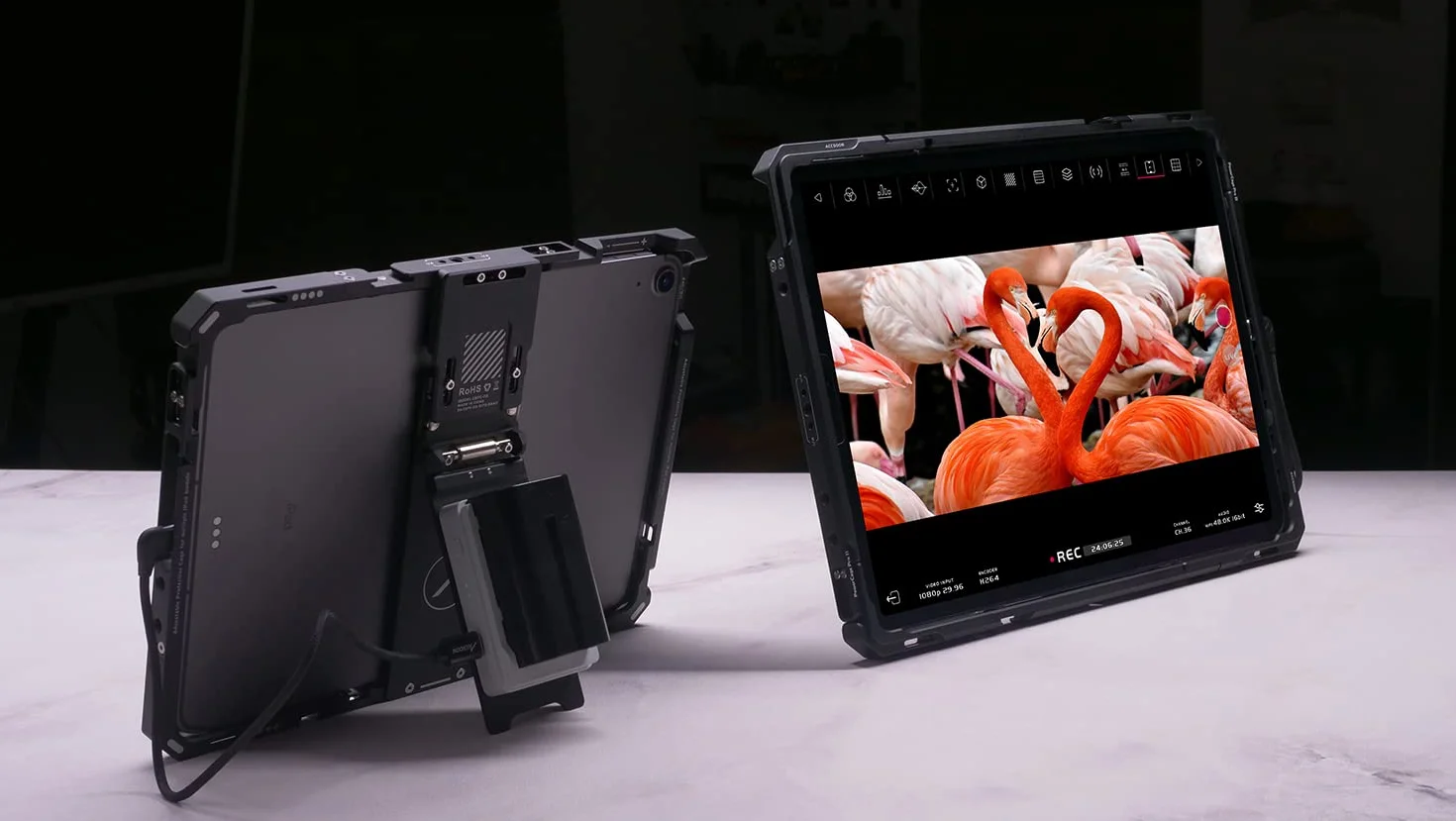 Accsoon iPad Power Cage II ze stojakiem tłumiącym/uchwytem na baterie do podłączenia kamery do iPada (gen. 5,6,7,8,9,10), iPad Air (3,4,5), iPad Pro 9,7/10,5/11" (Gen 1, 2, 3,4) jako monitor Pro