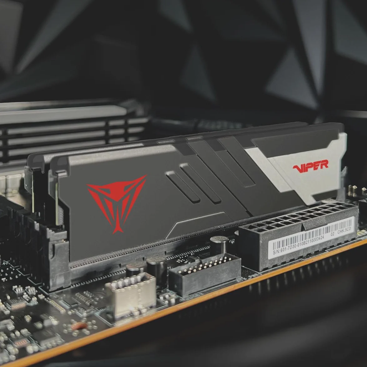 Patriot Viper Venom DDR5 64 GB (2 x 32 GB) 5200 MT/s UDIMM Zestaw pamięci do gier biurowych - PVV564G520C40K