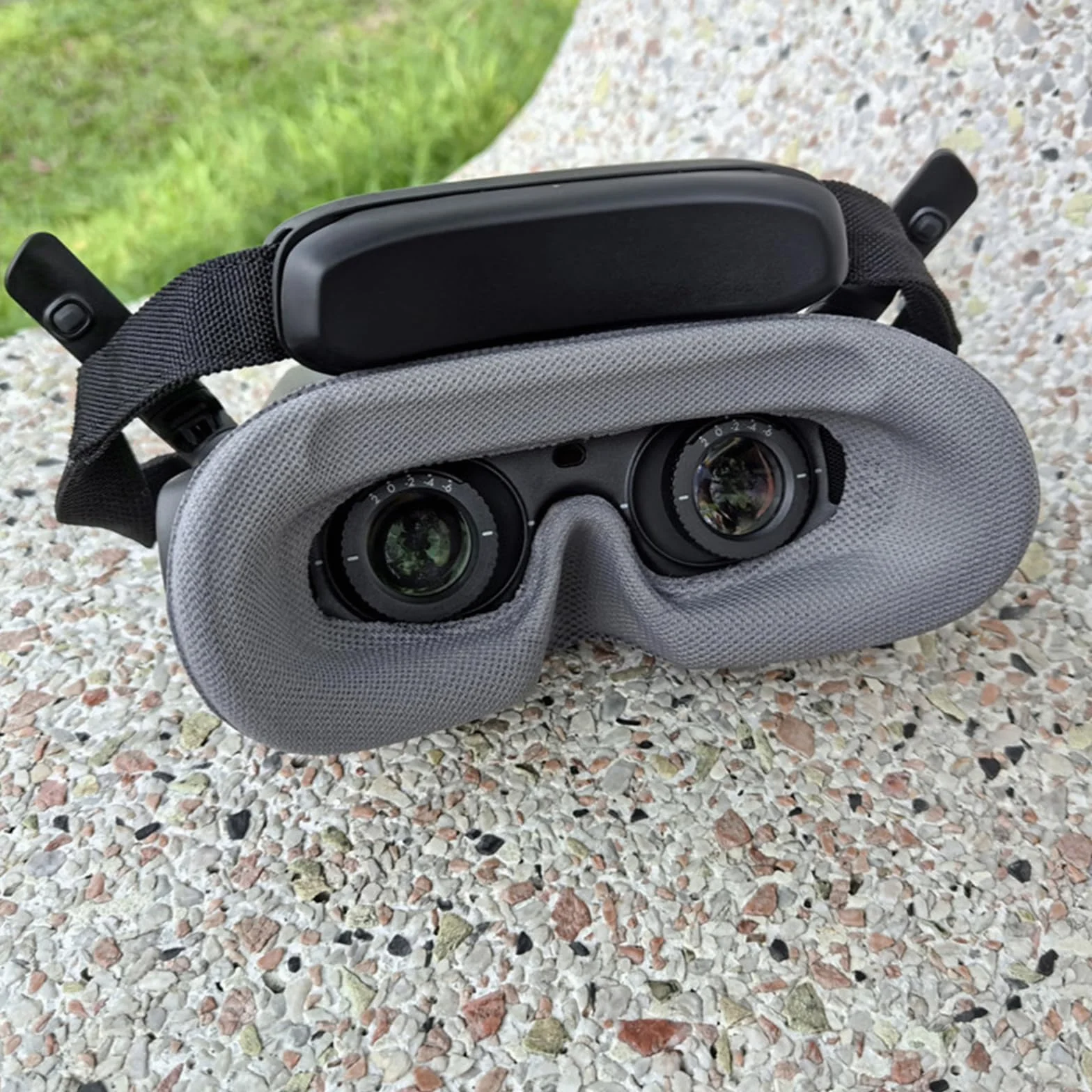 Osłona obiektywu kompatybilna z DJI Avata 2 Goggles 3/2 / wersja All-in-One, akcesoria do ochrony soczewek, kompatybilne z DJI Goggles 3/2 / wersja All-in-One (szara)