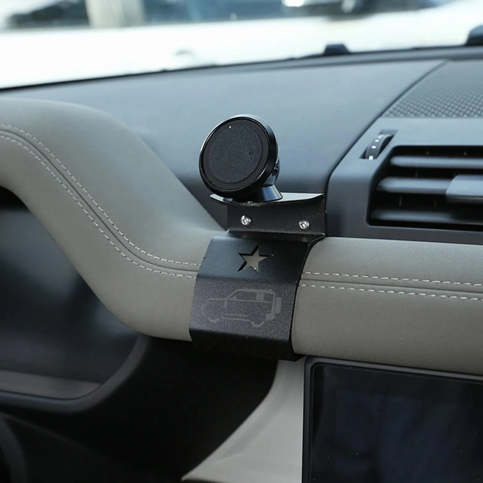Skórzana poduszka na podłokietniki Uchwyt na telefon komórkowy do nawigacji samochodowej, uchwyt kubek z wodą, wyświetlacz GPS, pasuje Land Rovera Defendera 20-22 pokrowiec na podłokietnik(Type C)