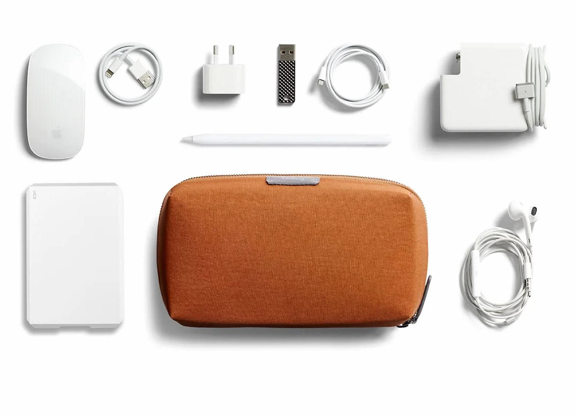 Tech Kit Bellroy, etui z zamkiem błyskawicznym do akcesoriów hi-tech (ładowarka, ładowarka do laptopa, kable, słuchawki) - brąz