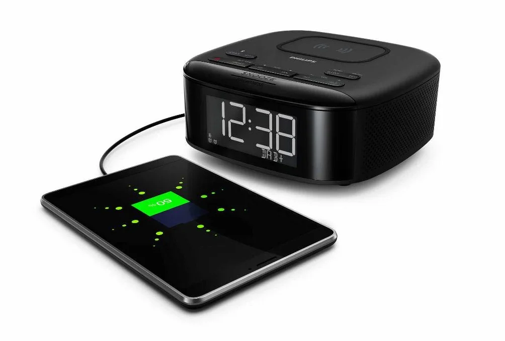 Philips R7705/10 radiobudzik DAB+/UKW radio cyfrowe (Bluetooth, podwójny alarm, funkcja uśpienia, automatyczna synchronizacja czasu, zabezpieczenie baterii, ładowarka do telefonów komórkowych)