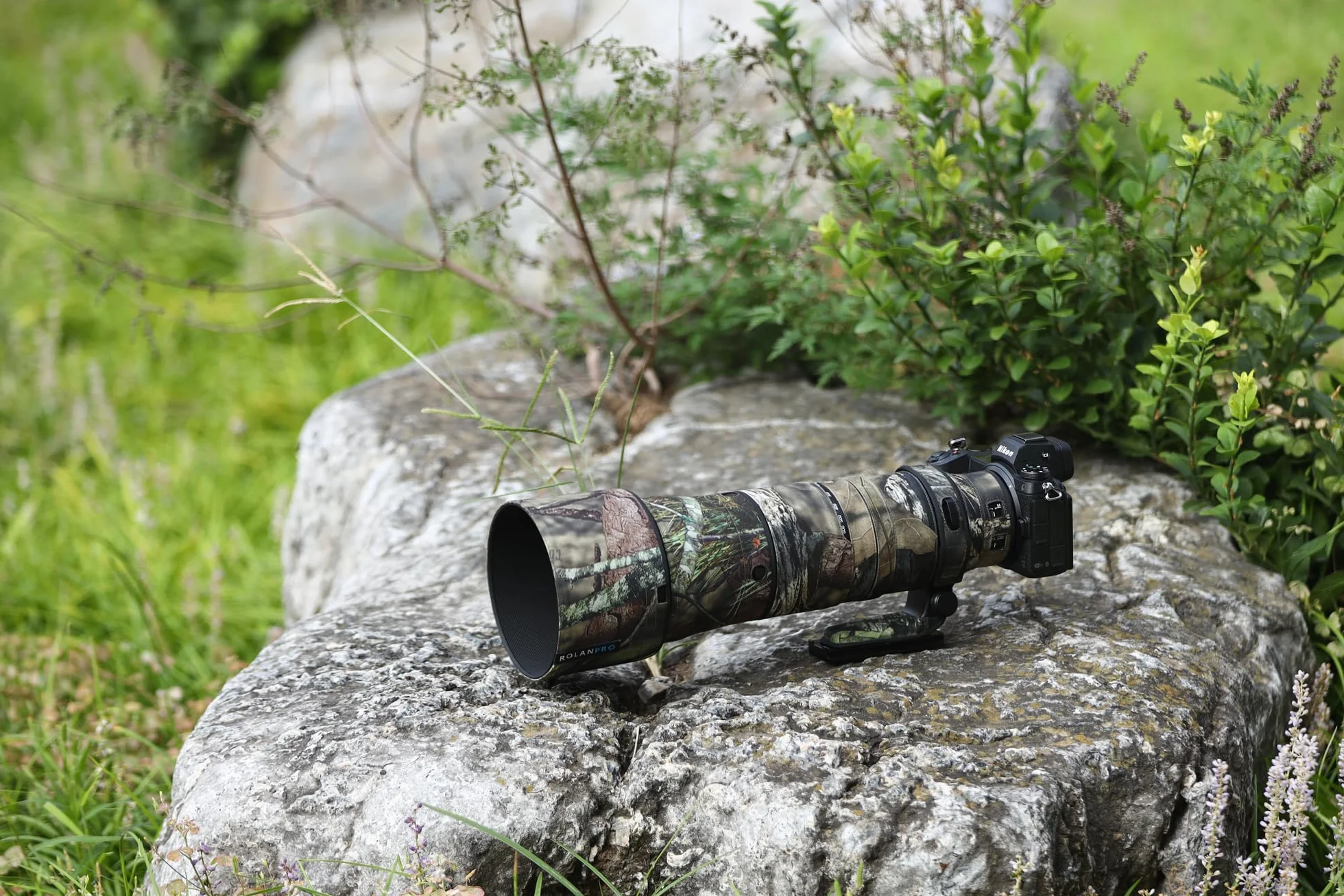 ROLANPRO Wodoodporny Płaszcz Ochronny kompatybilny z Nikon Z 180-600mm f/5.6-6.3 VR, Kamuflażowa Osłona Obiektywu na Deszcz Fotografia Ptaków, #9 Trawa