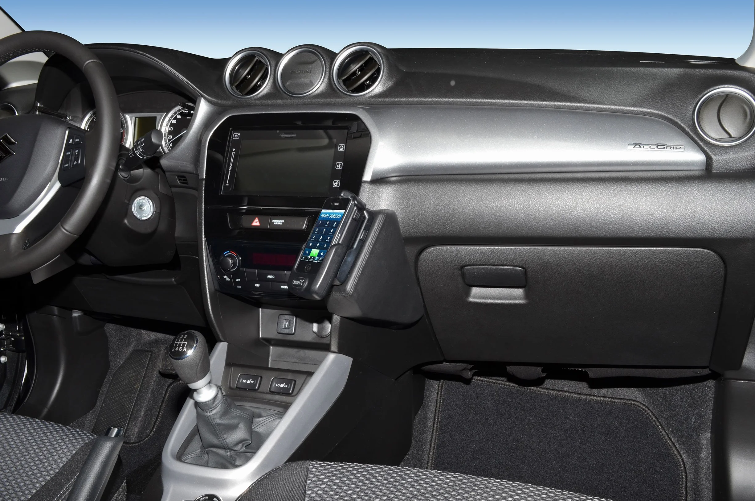 KUDA Uchwyt na telefon komórkowy pasujący do Suzuki Vitara od 2015 roku - konsola telefoniczna do smartfonów, telefonów komórkowych, nawigacji i wielu innych – konsola ze sztucznej skóry, czarna, 2045