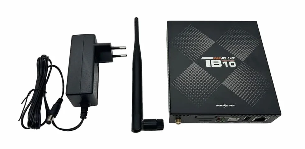 TB10 Plus odtwarzacz multimedialny z ekranem LED