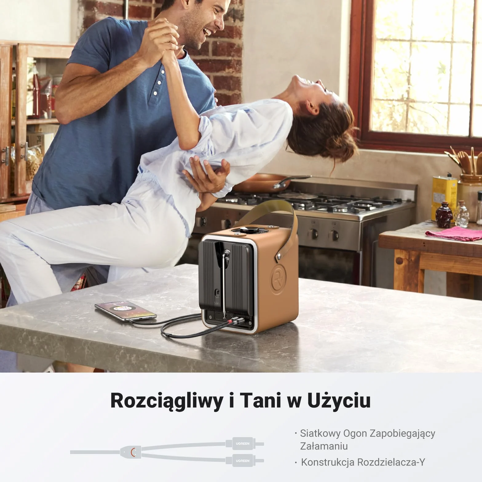 UGREEN Kabel RCA 3.5mm Męski na 2Męski Kabel RCA Aux (2M)